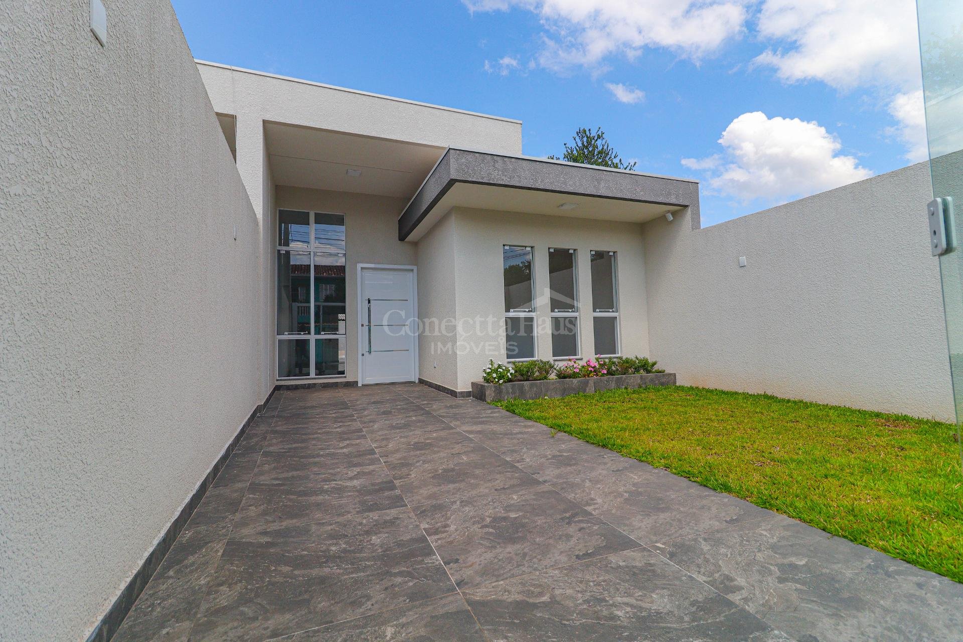Casa Térrea com 3 Quartos e Piscina no Bairro Eucaliptos  Faz...