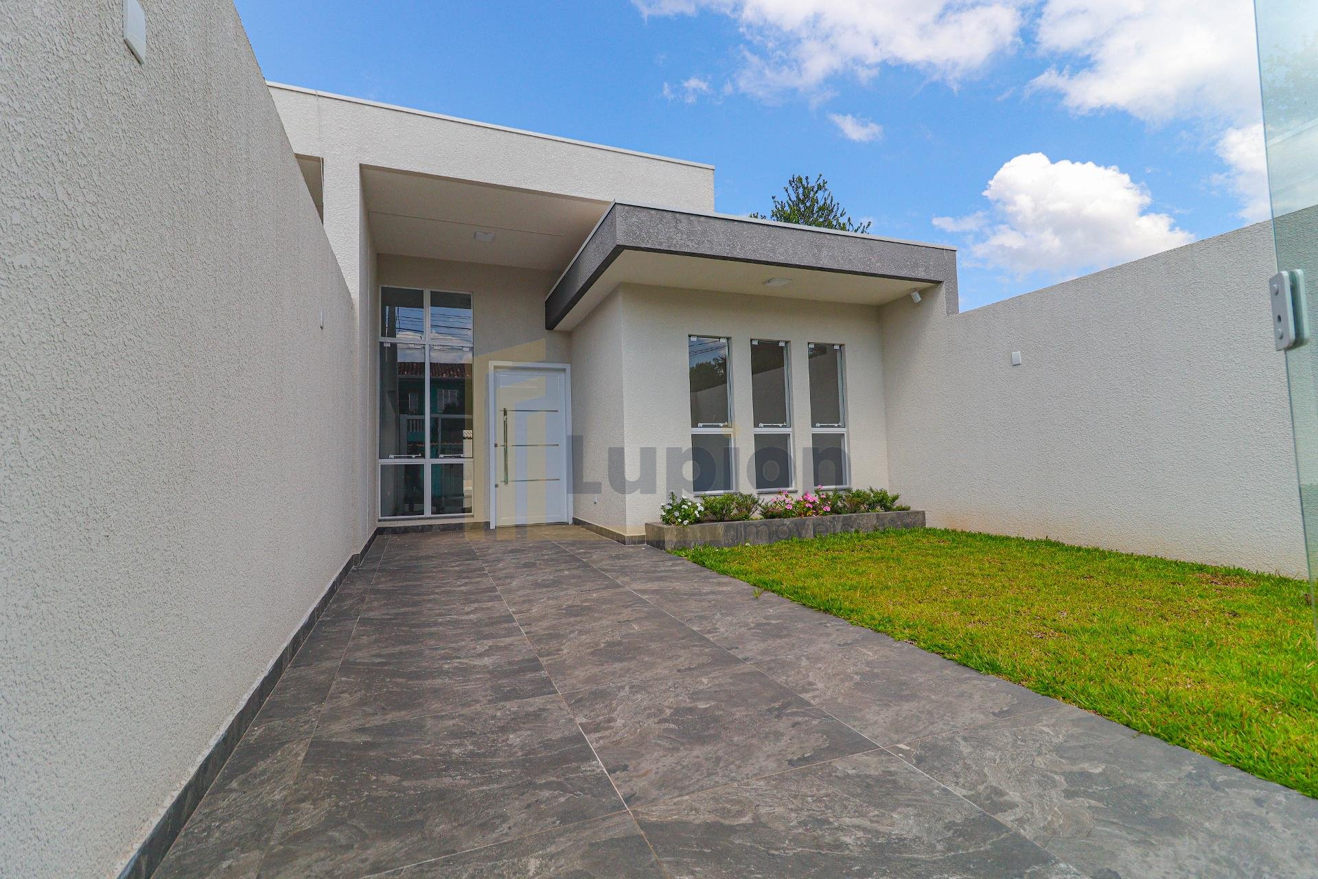Casa Térrea com 3 Quartos e Piscina no Bairro Eucaliptos  Faz...