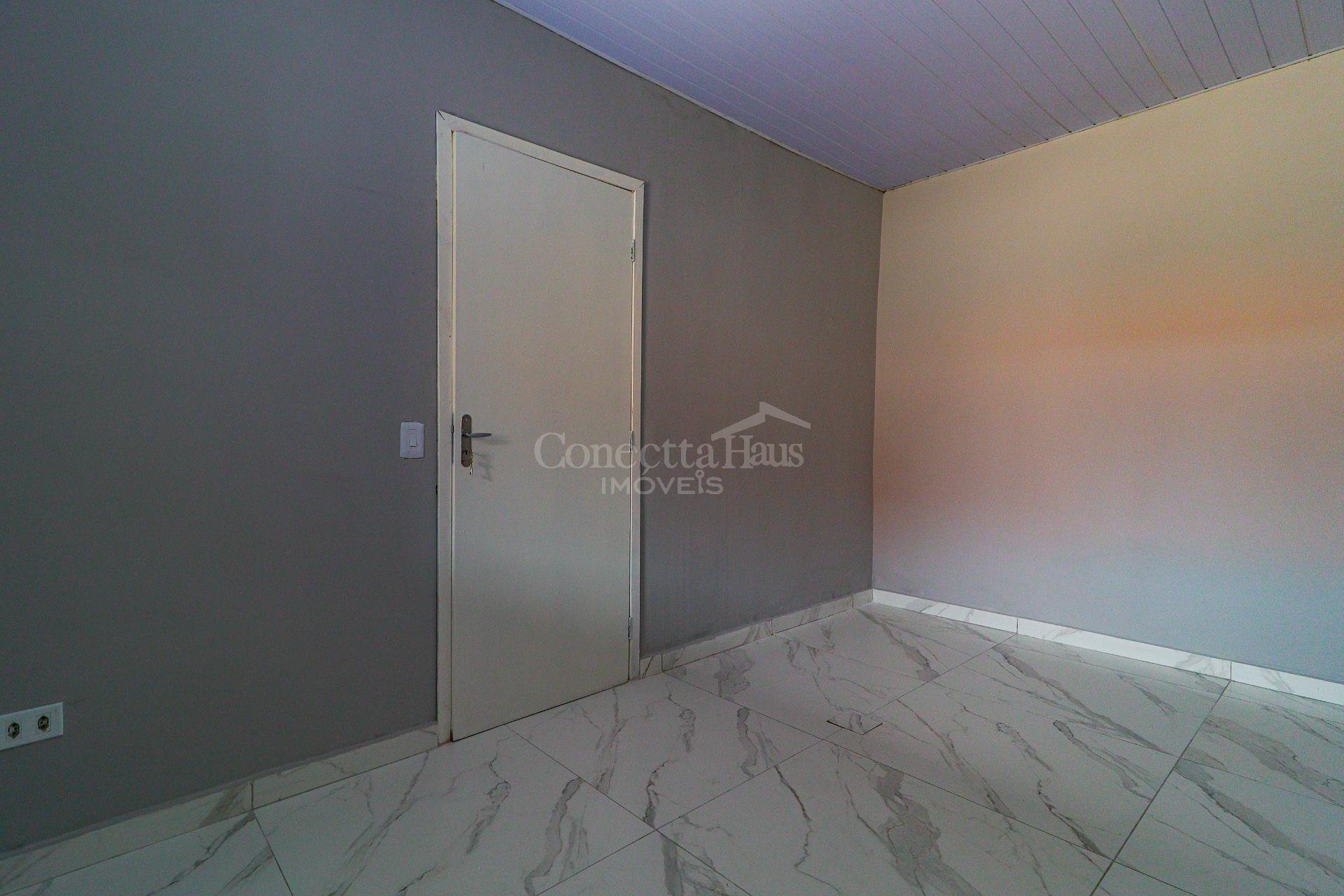 Sobrado com 3 Quartos, Garagem Coberta e Churrasqueira no Bair...
