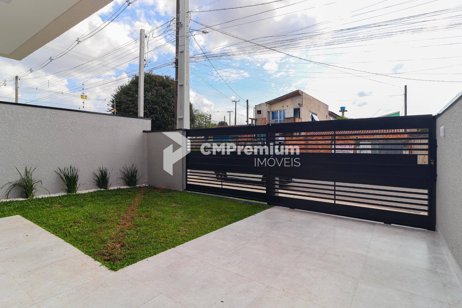 Sobrado Moderno no Bairro Gralha Azul  Fazenda Rio Grande