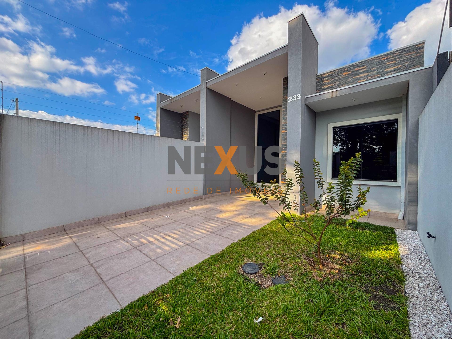 Casa Nova à Venda no Bairro Nações  Fazenda Rio Grande