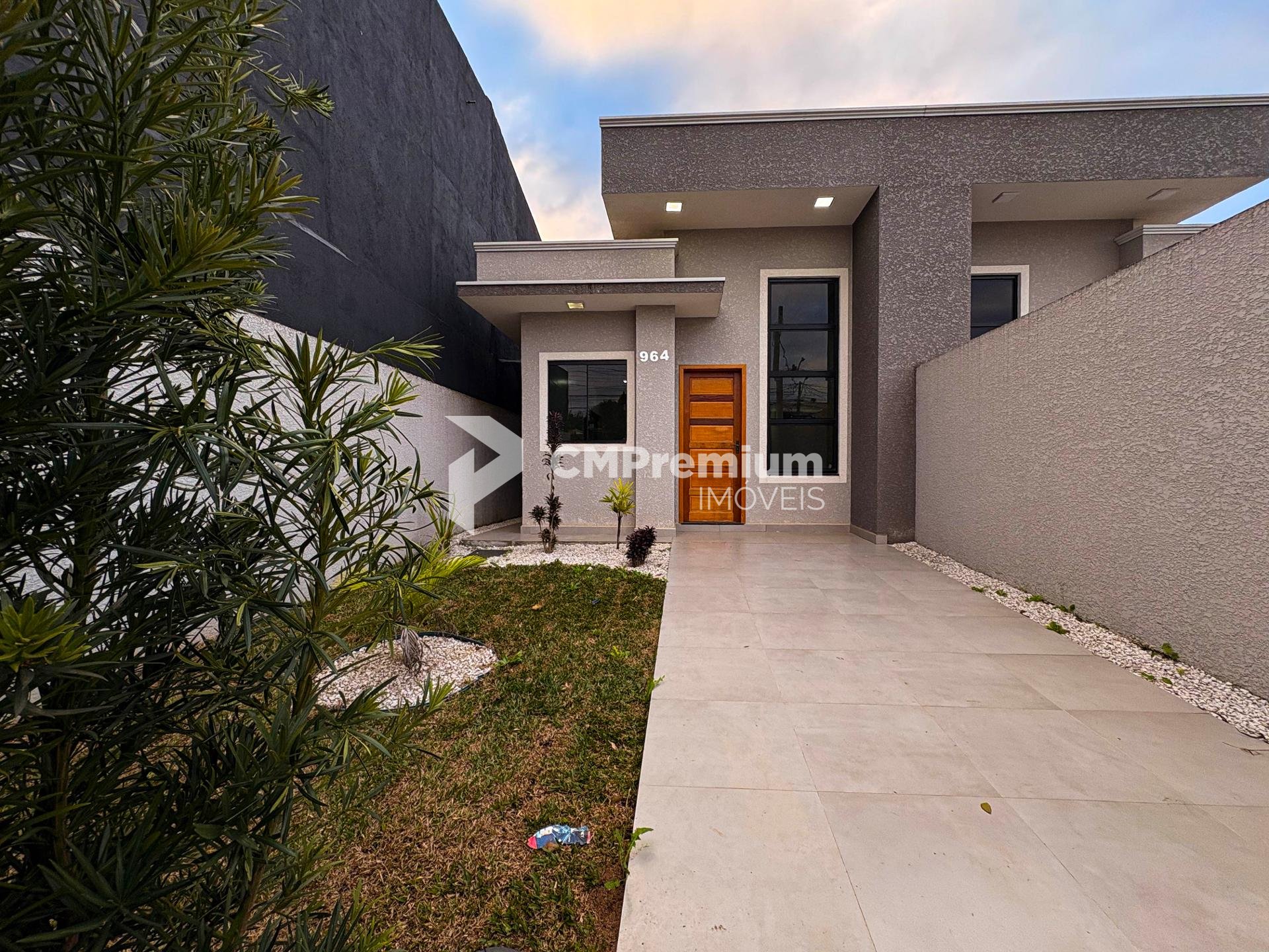 Casa Ampla com Edícula e Acabamento, Santa Terezinha, Fazenda ...
