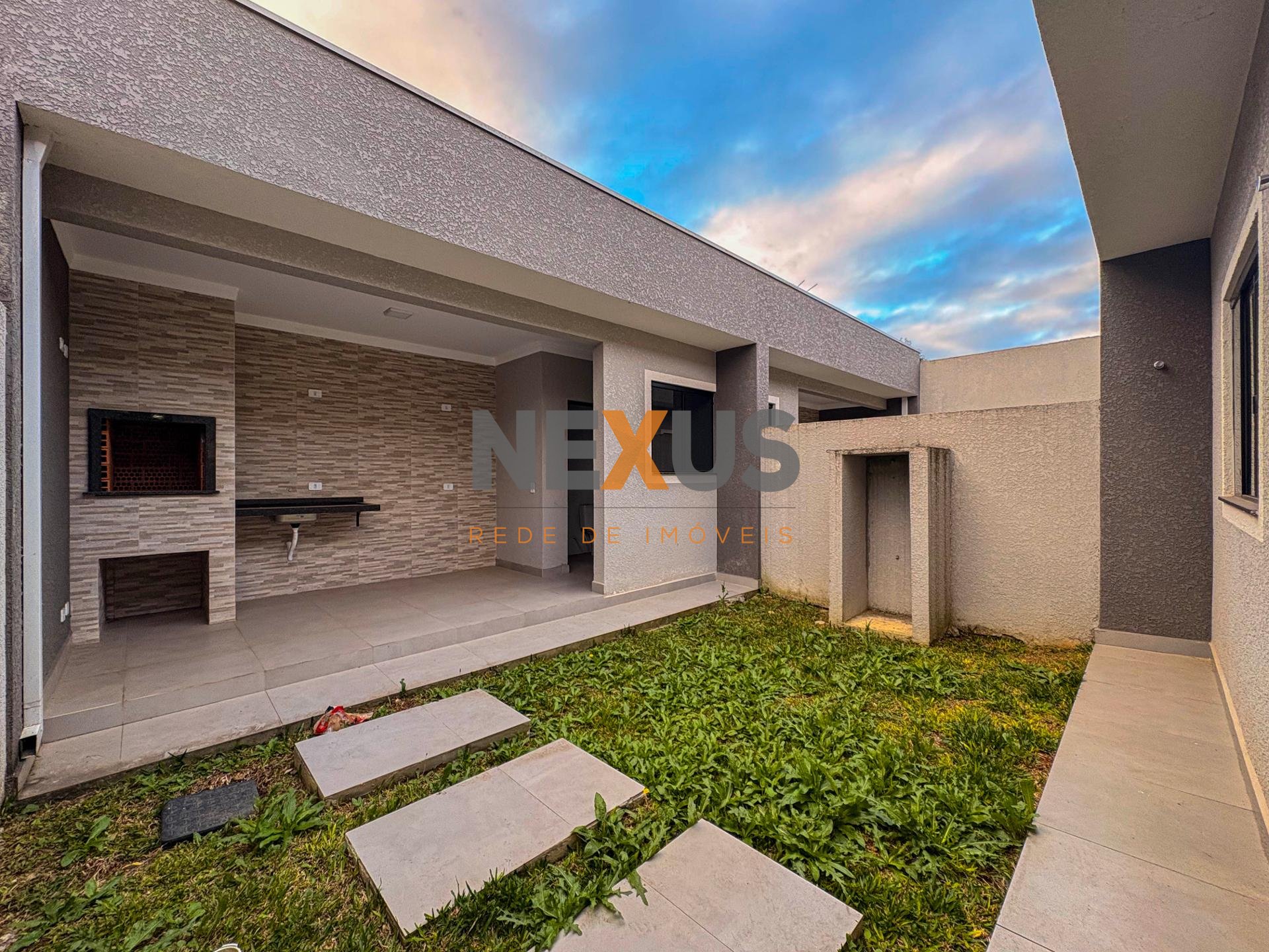 Casa Ampla com Edícula e Acabamento, Santa Terezinha, Fazenda ...