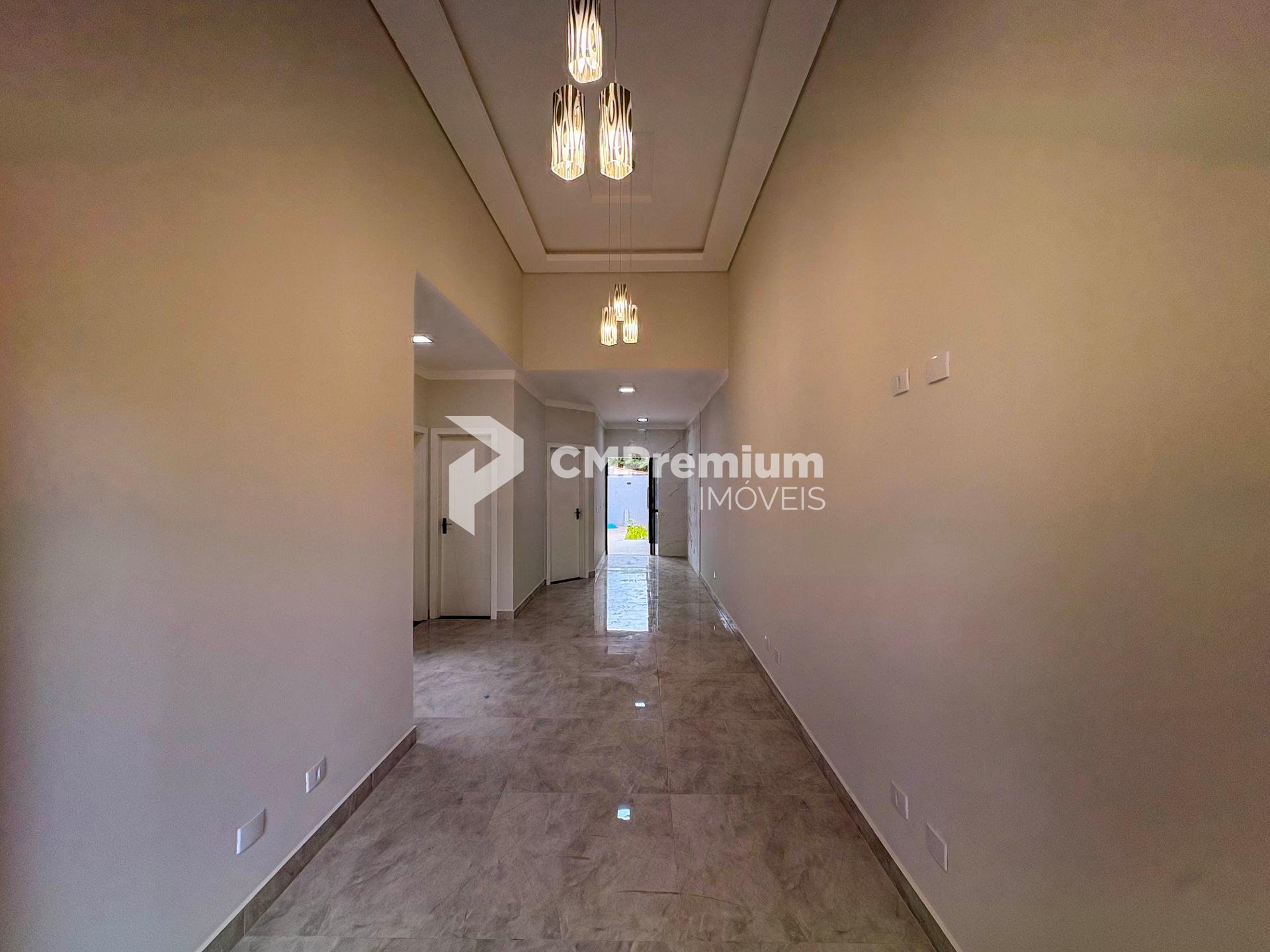 Casa com Piscina e Área Gourmet, Bairro Nações ,Fazenda Rio Gr...