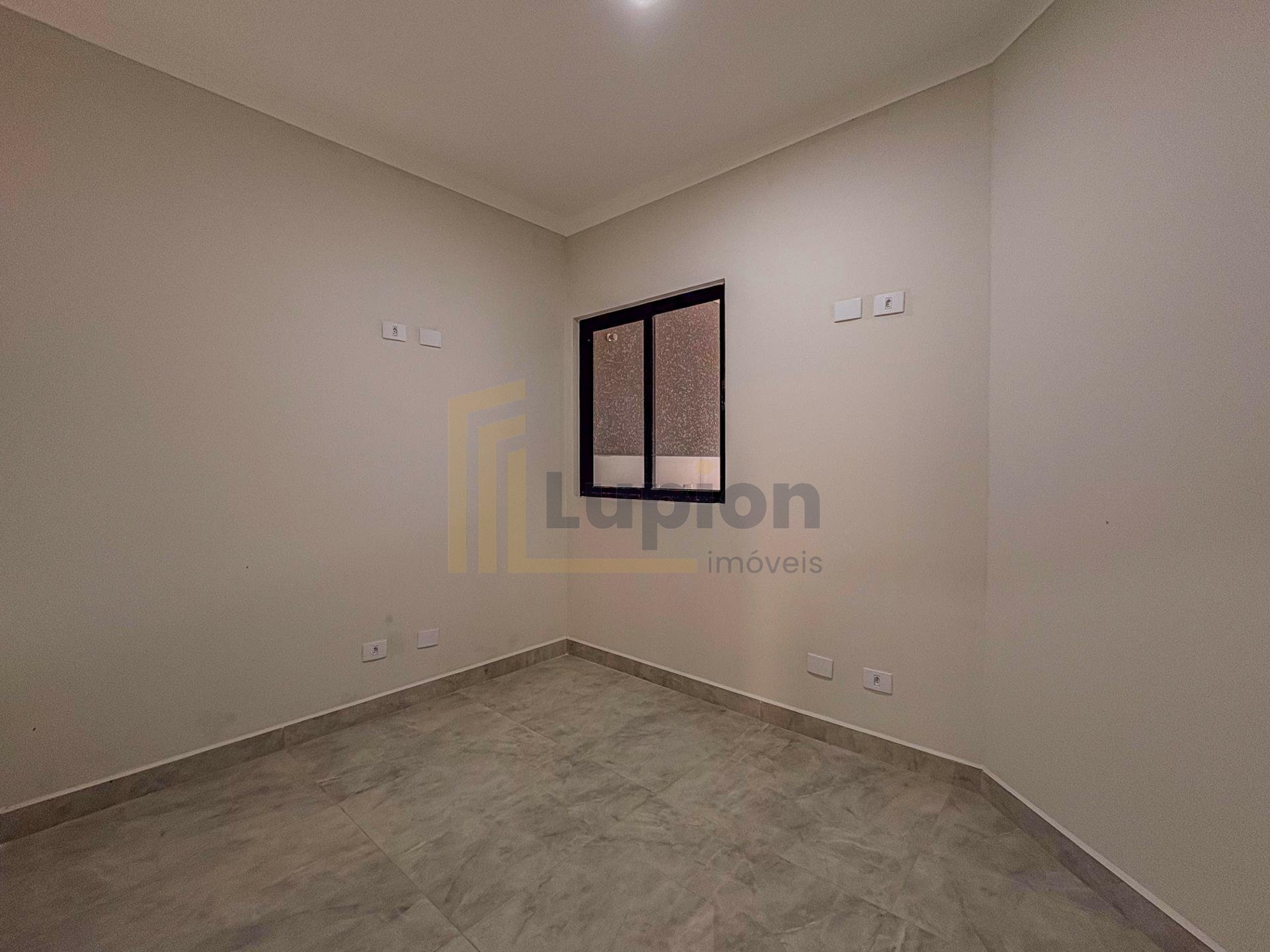 Casa com Piscina e Área Gourmet, Bairro Nações ,Fazenda Rio Gr...