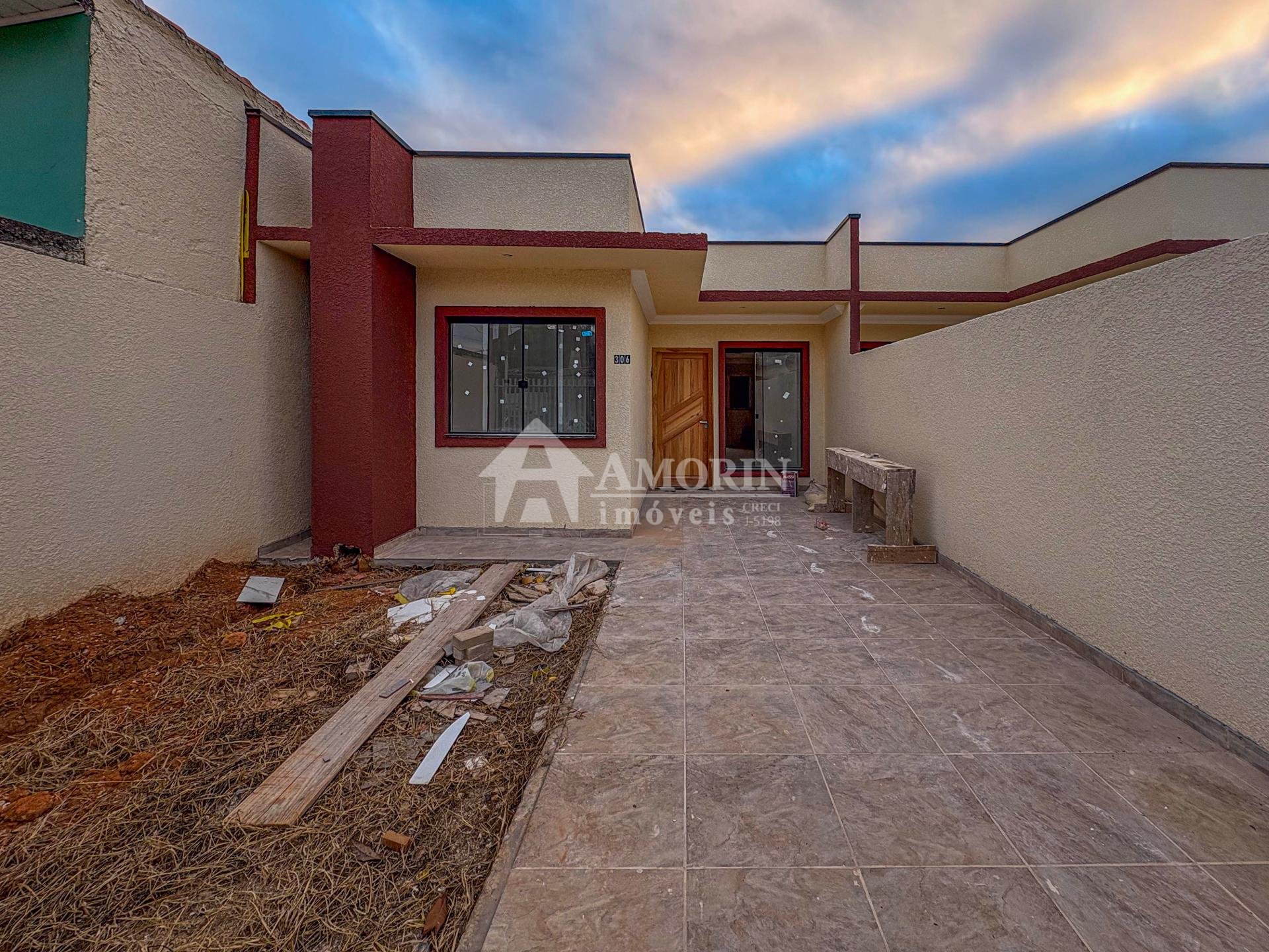 Casa com 3 Quartos à Venda no Bairro Santa Terezinha  Fazenda...
