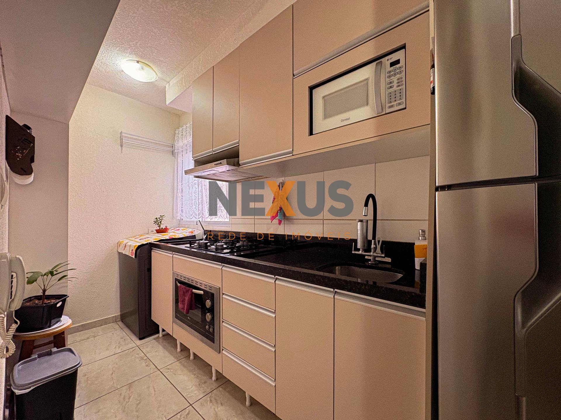 Apartamento à Venda em São José dos Pinhais, Completo em Estru...