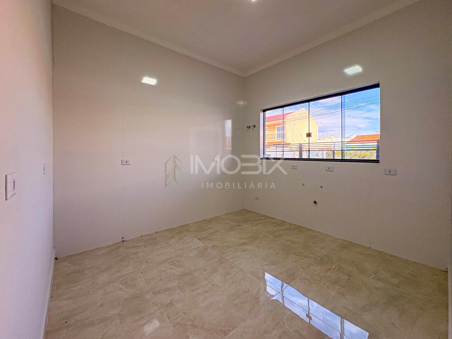 Sobrado à Venda no Bairro Iguaçu, Fazenda Rio Grande PR