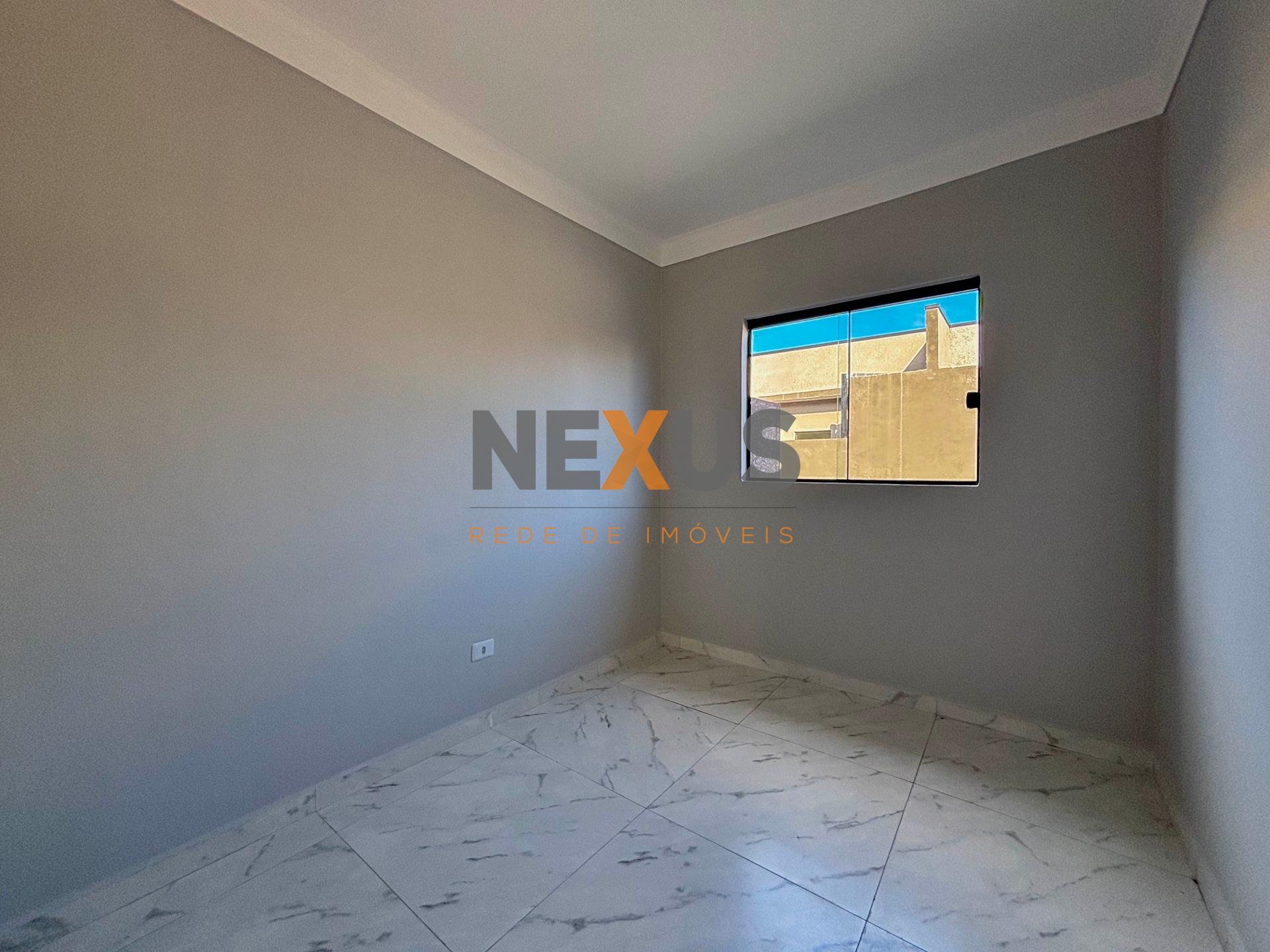 Casa à Venda com Terreno Amplo nos Fundos  Campo de Santana, ...
