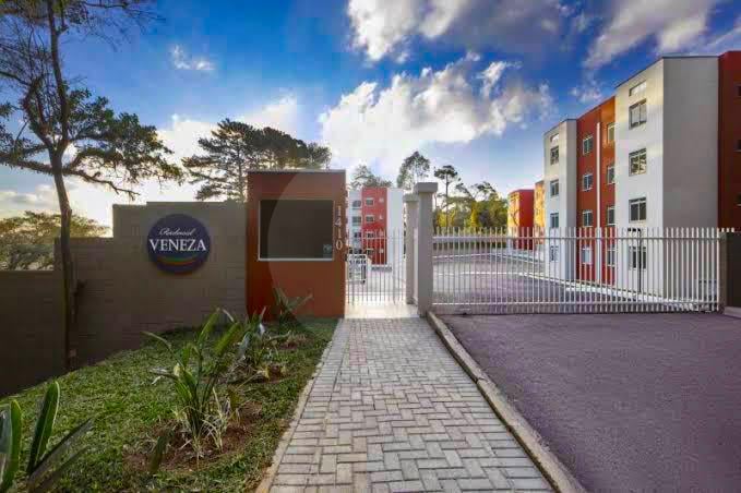 Apartamento com Suíte, Amplo e Bem Localizado - Tatuquara, Curitiba - PR