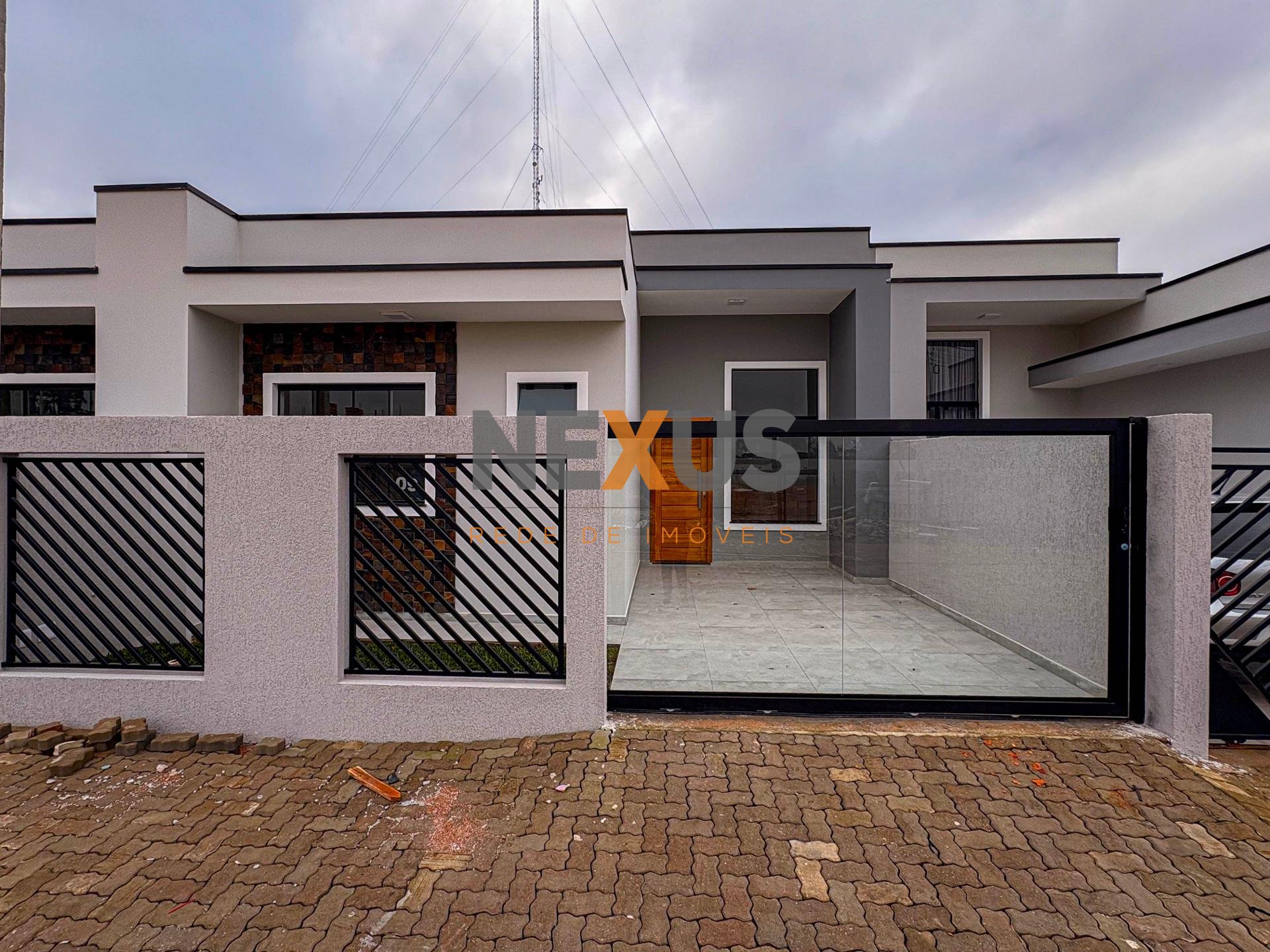 Casa com 3 Quartos e Suíte em Condomínio com Bosque e Salão de...