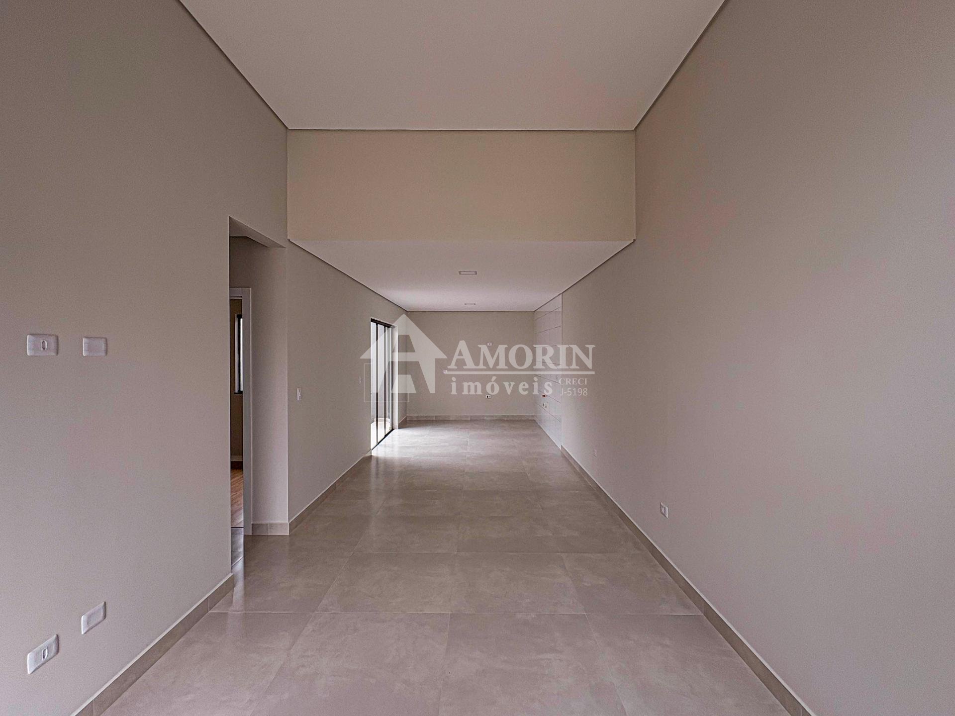 Casa com 3 Quartos e Suíte em Condomínio com Bosque e Salão de...