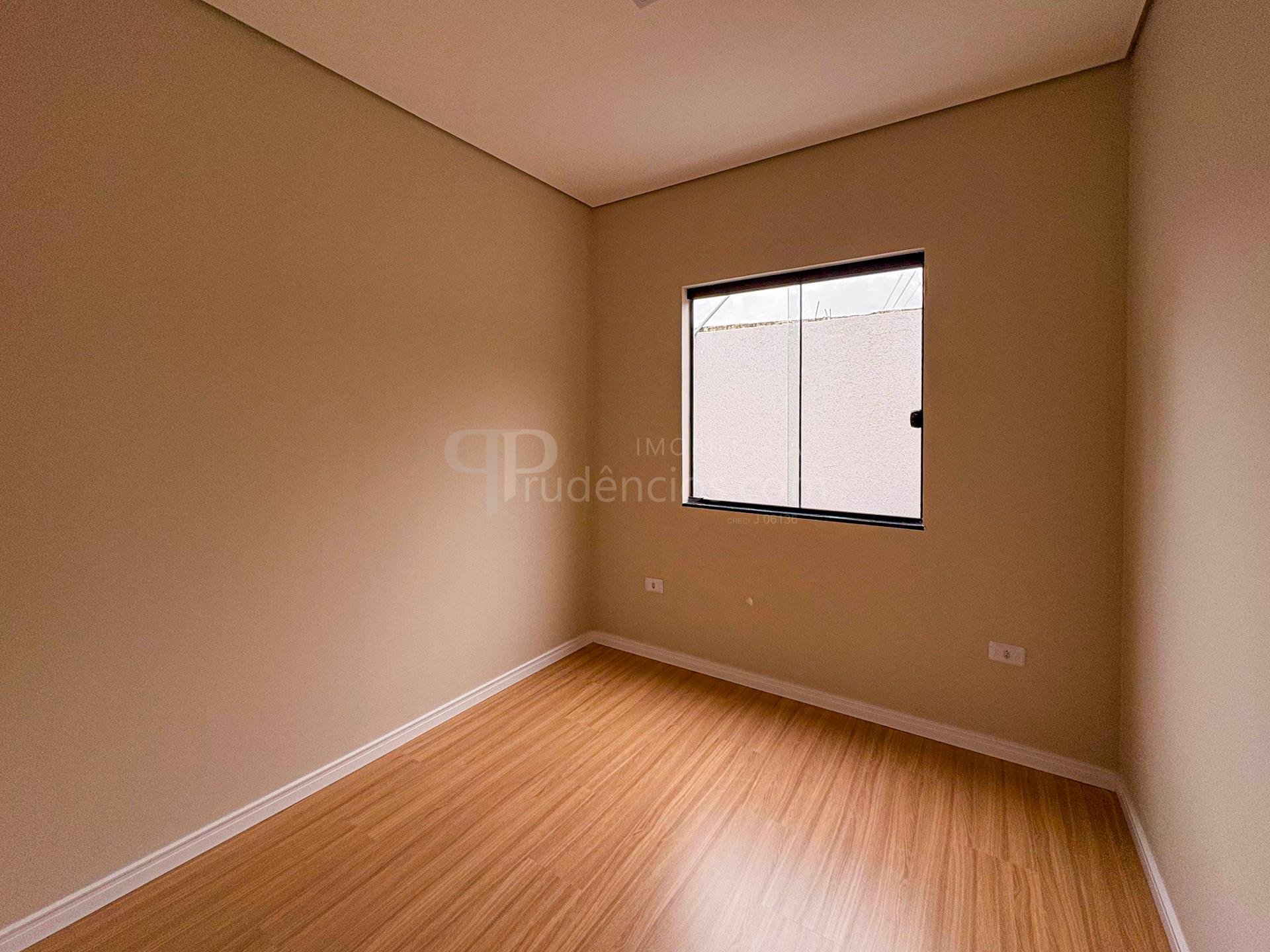 Casa com Suíte, Gourmet Integrado e Garagem Coberta no Condomí...