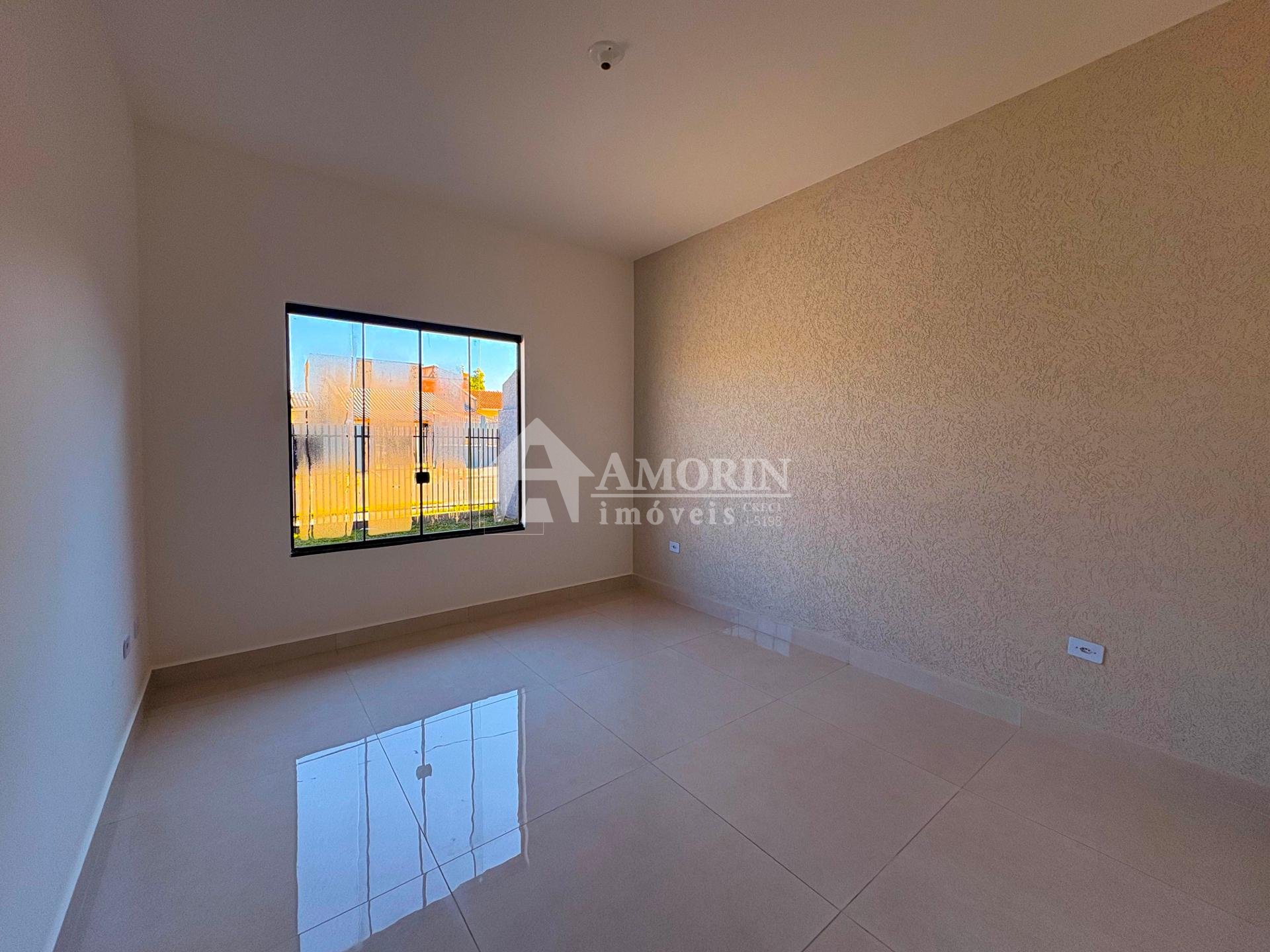 Casa com 3 Quartos, Churrasqueira e Acabamento de Alto Padrão ...