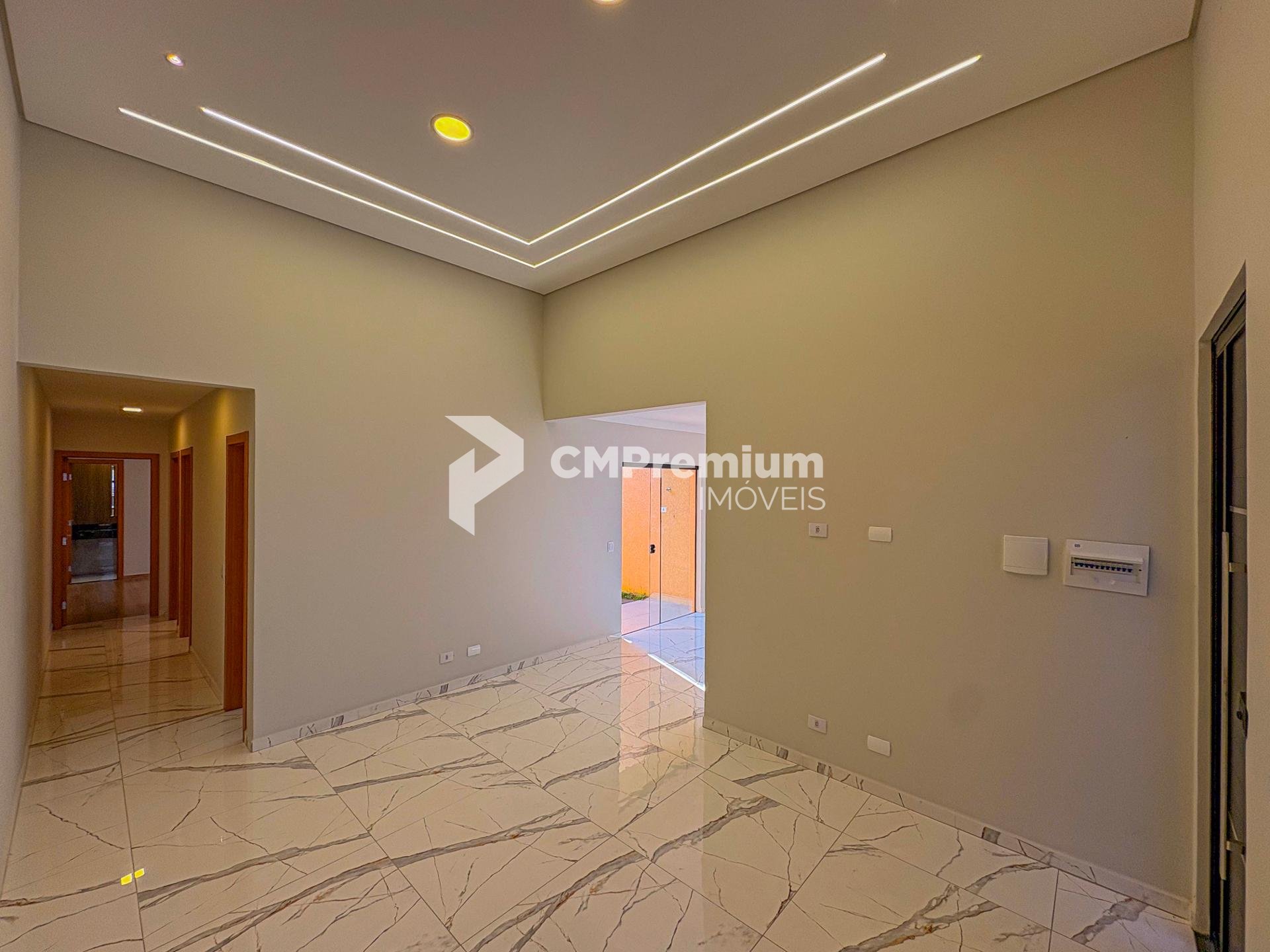 Casa com 3 Quartos, Suíte e Edícula com Churrasqueira  Eucali...