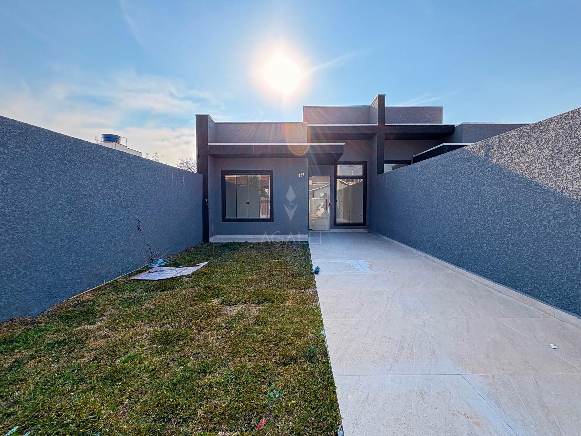 Casa com 3 Quartos e Churrasqueira no Veneza  Fazenda Rio Grande