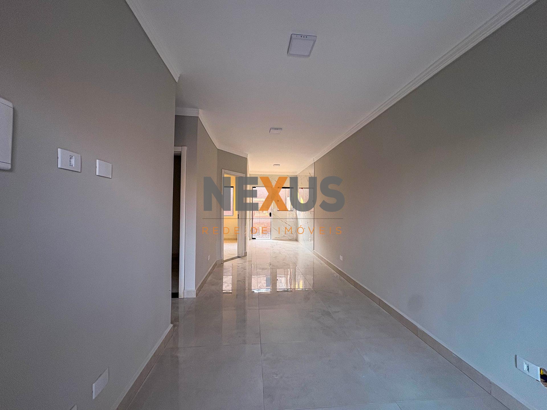 Casa com 3 Quartos no Residencial Caqui  Bairro Estados  50m 