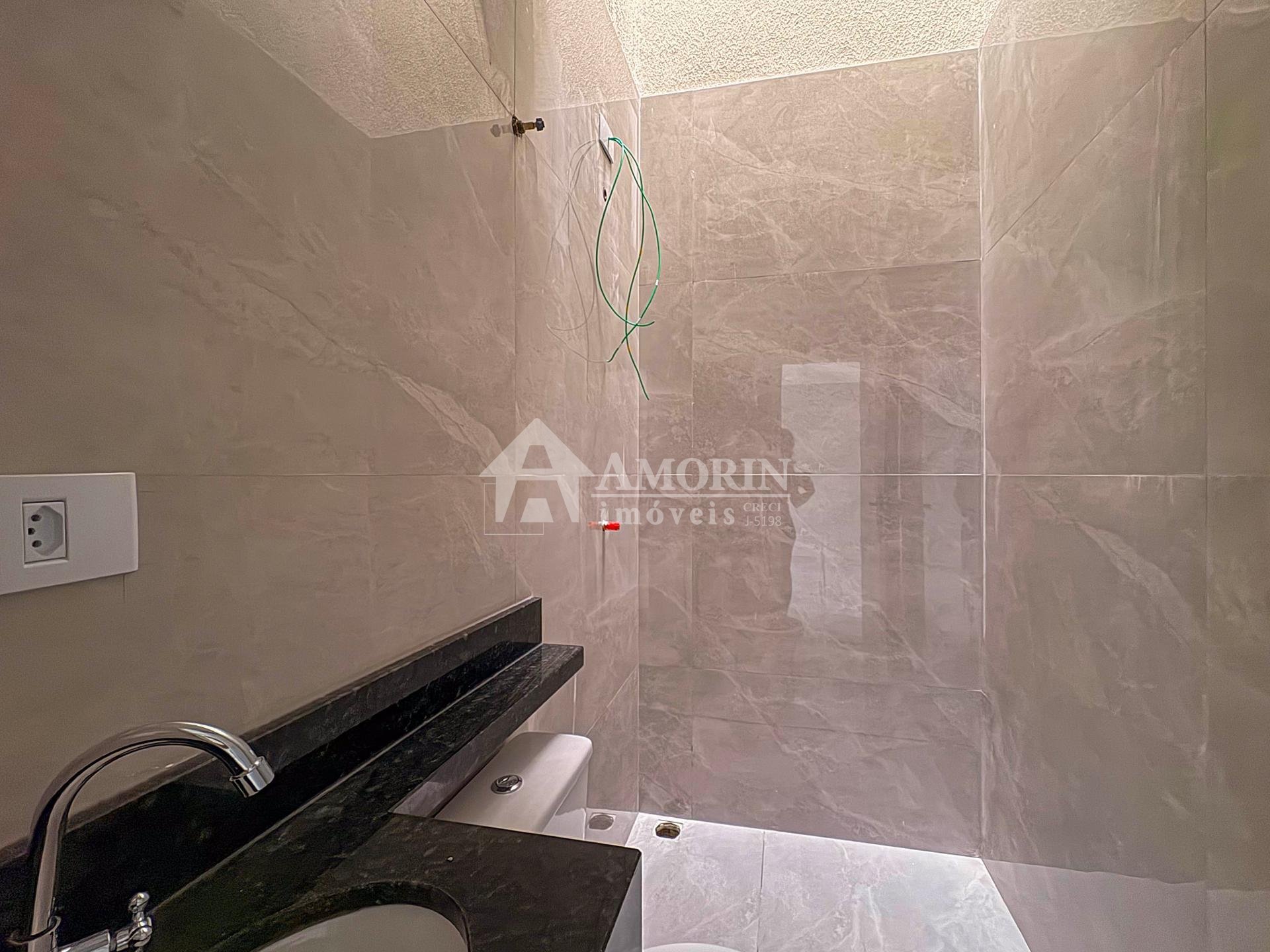 Casa com 3 Quartos no Residencial Caqui  Bairro Estados  50m 