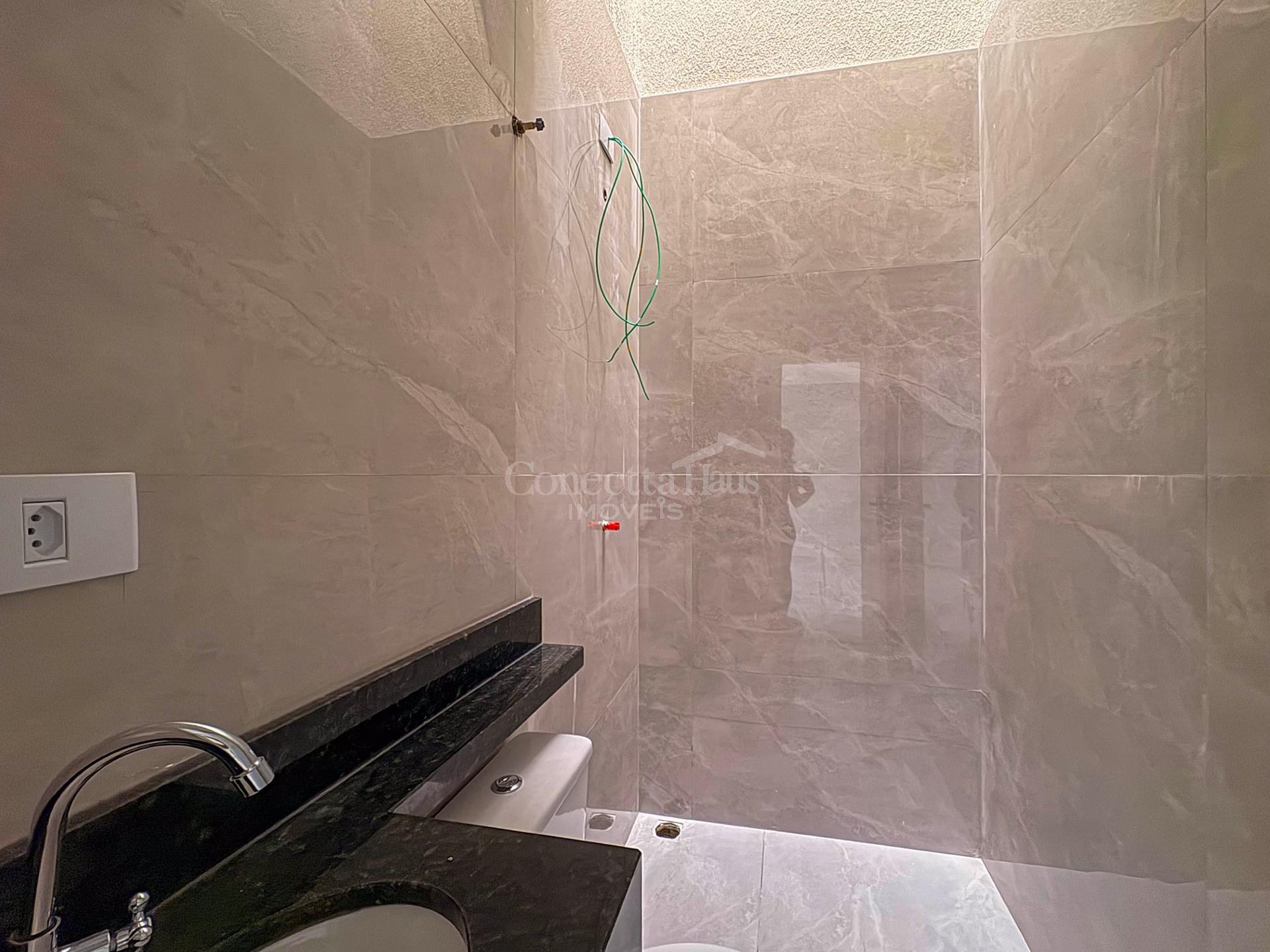 Casa com 3 Quartos no Residencial Caqui  Bairro Estados  50m 