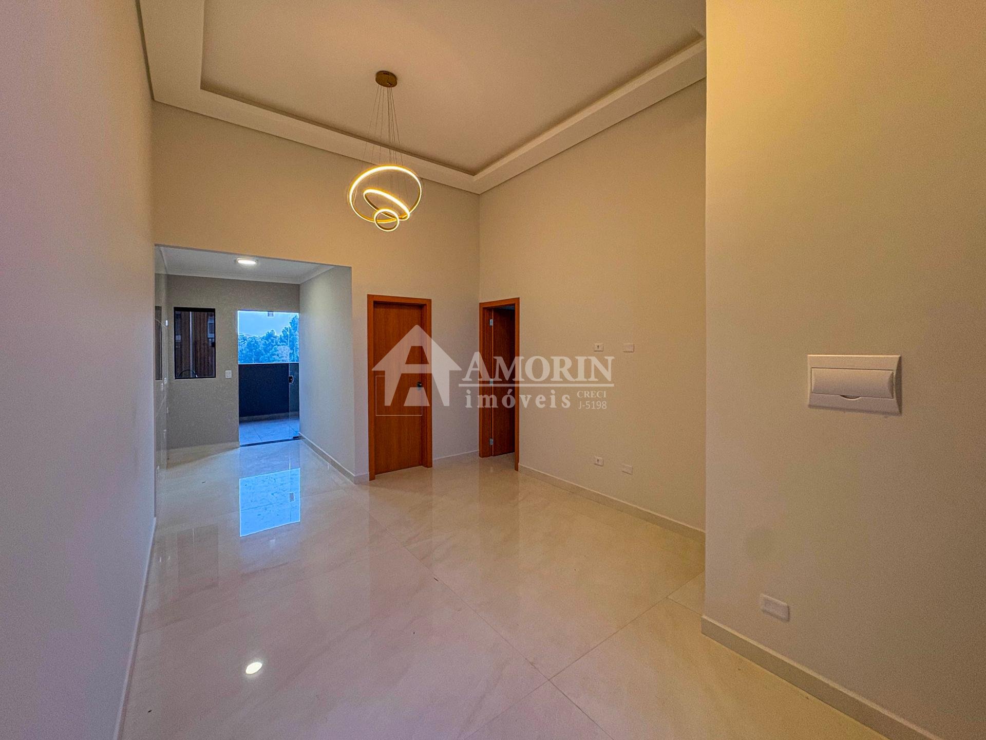 Casa Alto Padrão com Piscina e 3 Quartos no Iguaçu  Fazenda R...