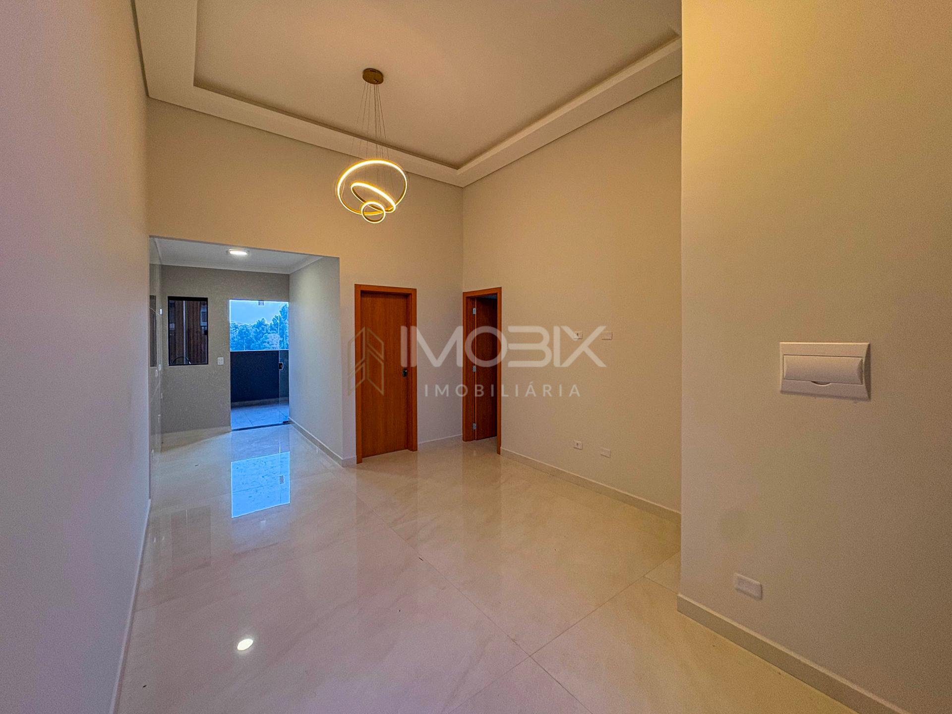 Casa Alto Padrão com Piscina e 3 Quartos no Iguaçu  Fazenda R...