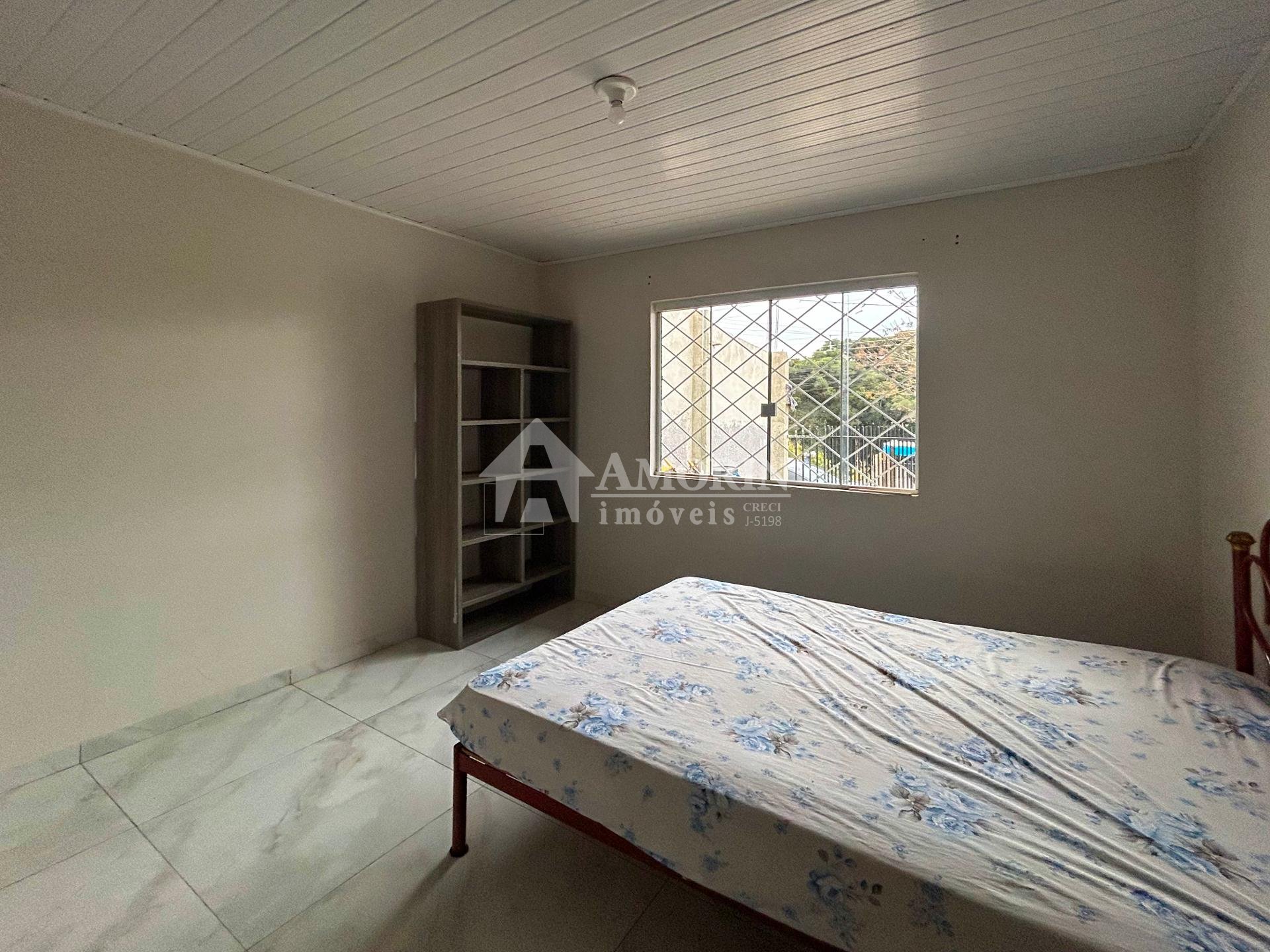 Casa reformada 2 quartos com churrasqueira no Gralha Azul - Fa...