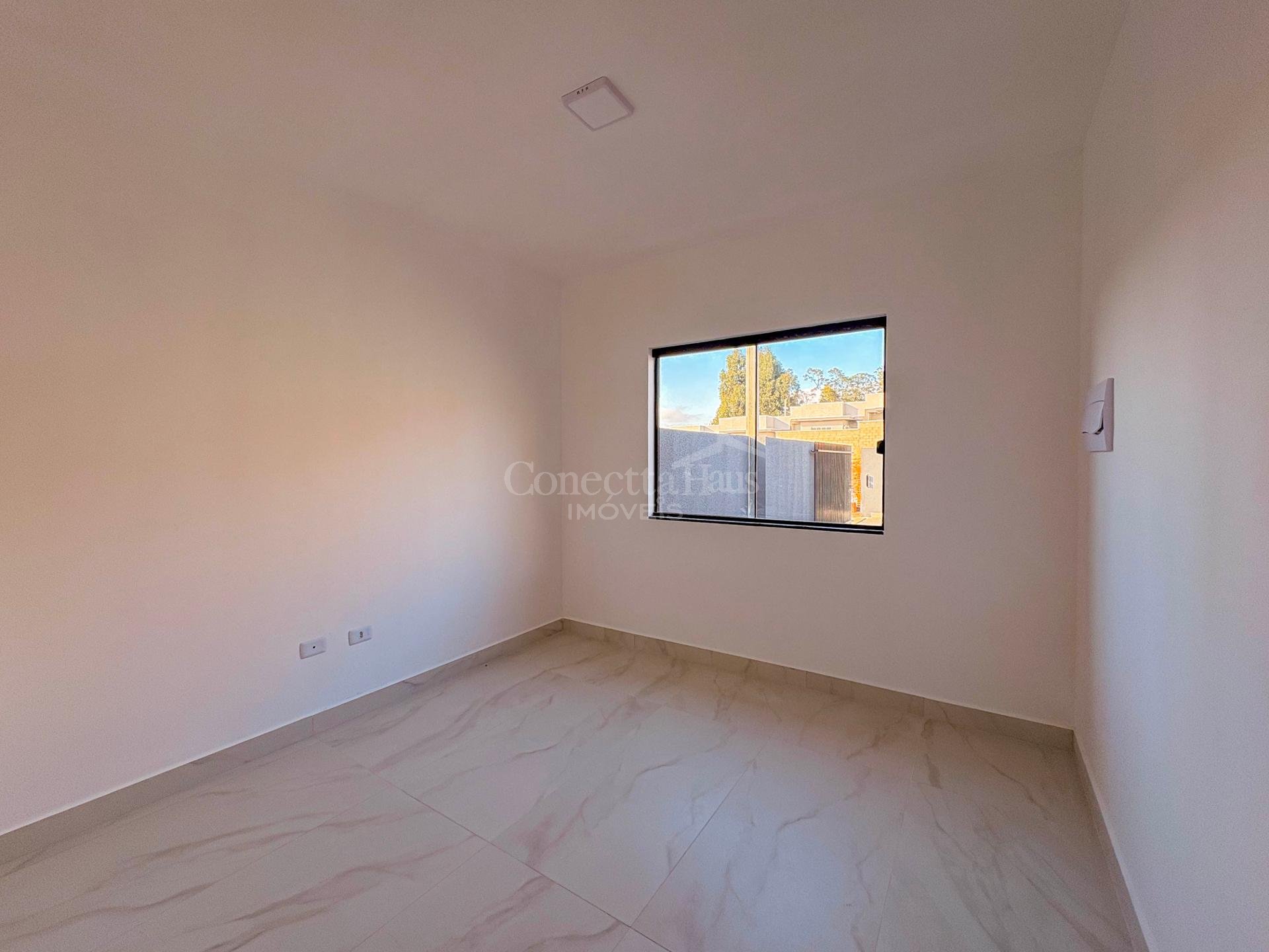 Casa com 3 Quartos e Amplo Terreno no bairro estados, Fazenda ...