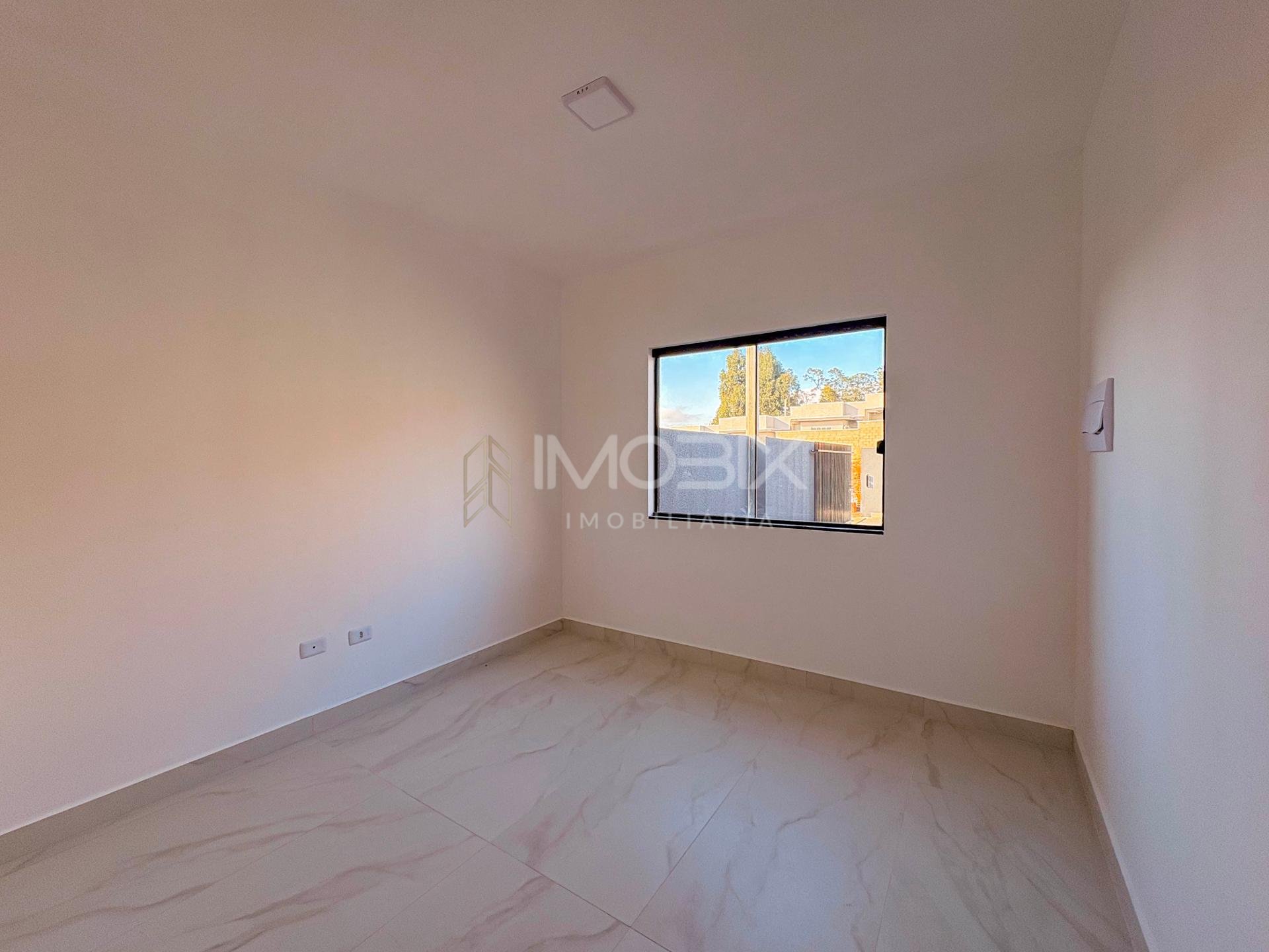 Casa com 3 Quartos e Amplo Terreno no bairro estados, Fazenda ...