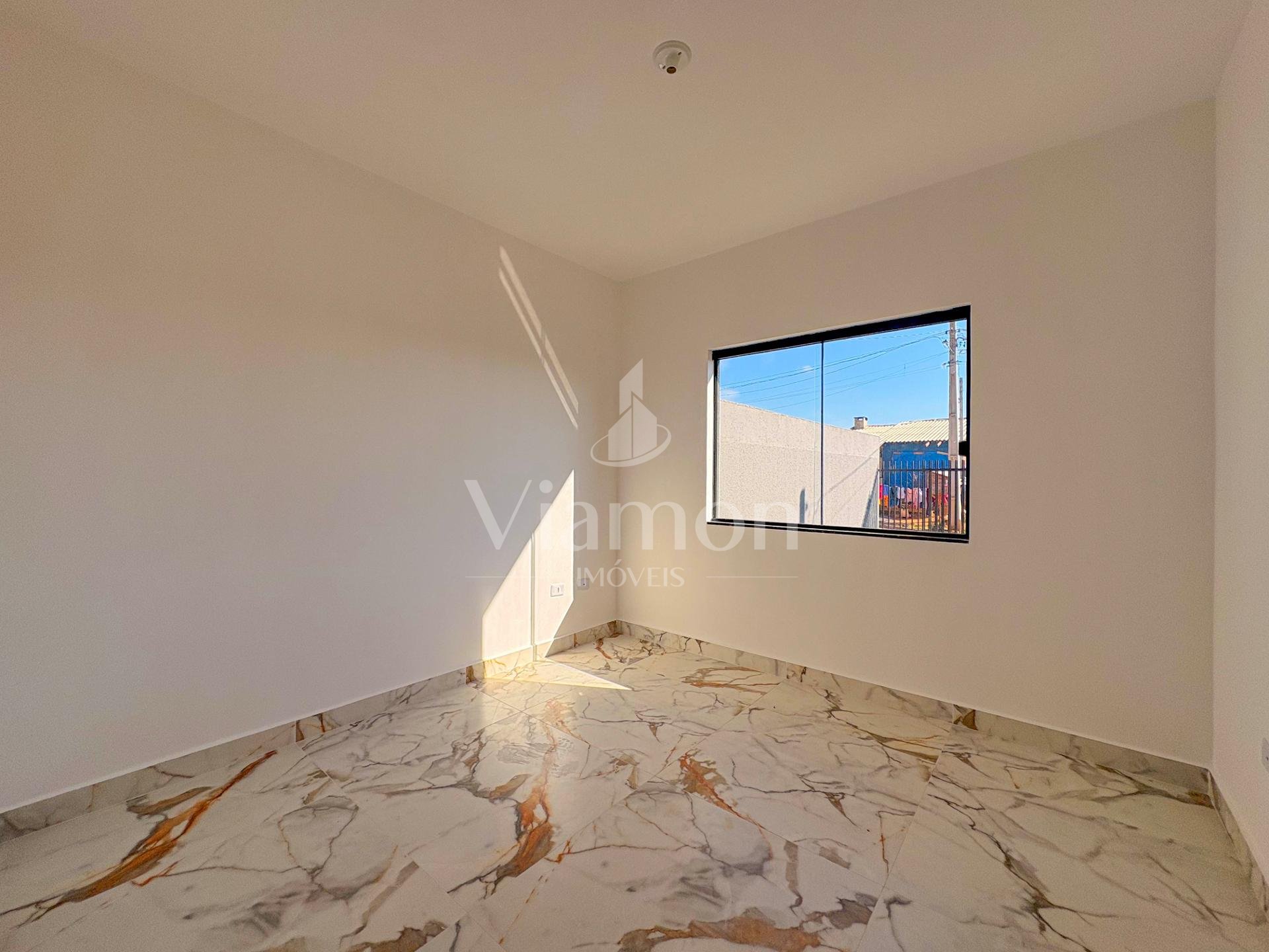 Casa com 3 Quartos  no Bairro  estados, Fazenda Rio Grande - PR