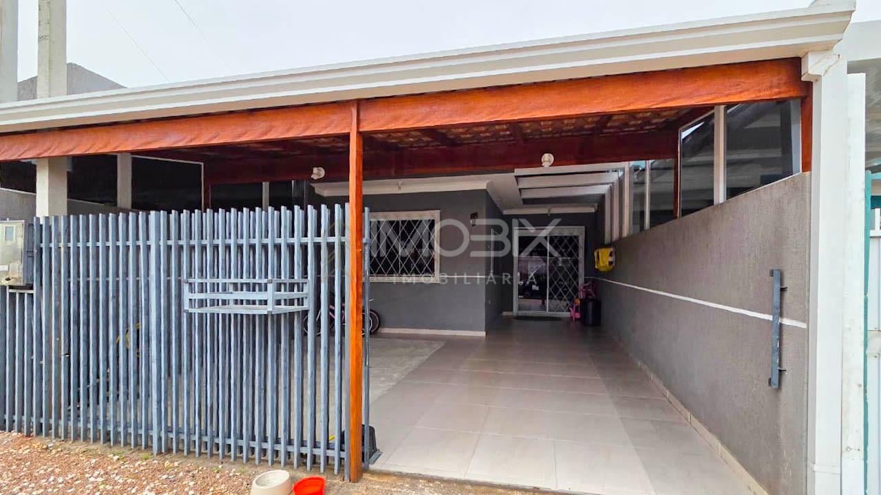 Casa 2 Quartos com Cozinha Planejada e Garagem Coberta  Gralh...