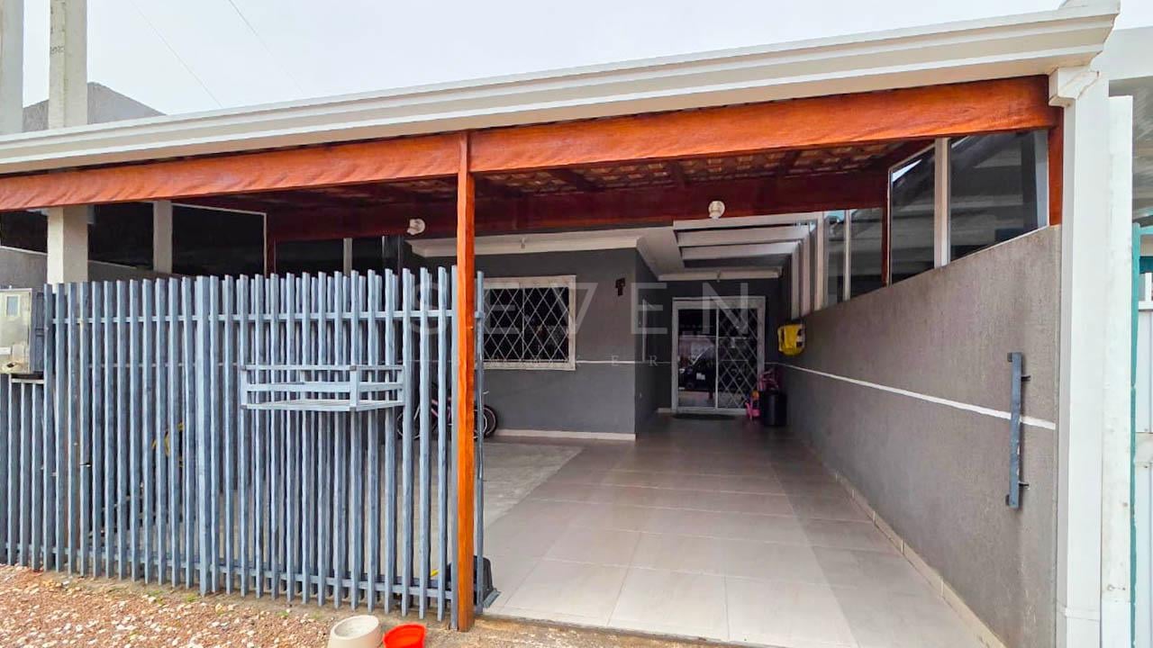 Casa 2 Quartos com Cozinha Planejada e Garagem Coberta  Gralh...