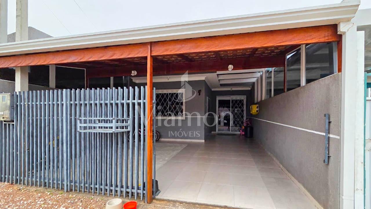 Casa 2 Quartos com Cozinha Planejada e Garagem Coberta  Gralh...
