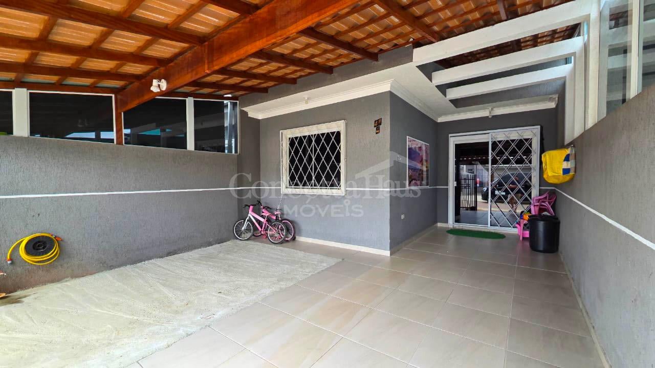 Casa 2 Quartos com Cozinha Planejada e Garagem Coberta  Gralh...