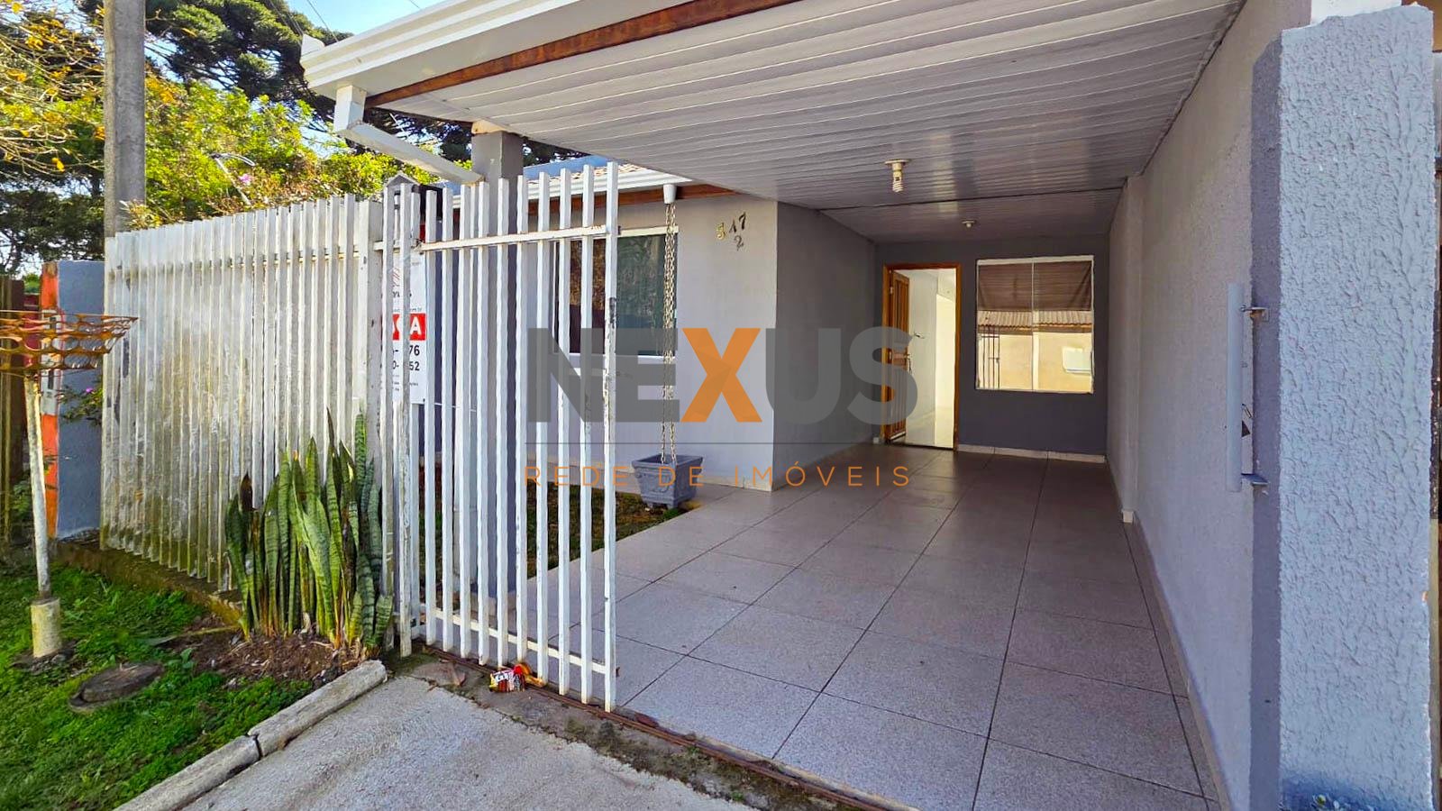 Casa 2 Quartos com Churrasqueira e Garagem Coberta  Fazenda R...