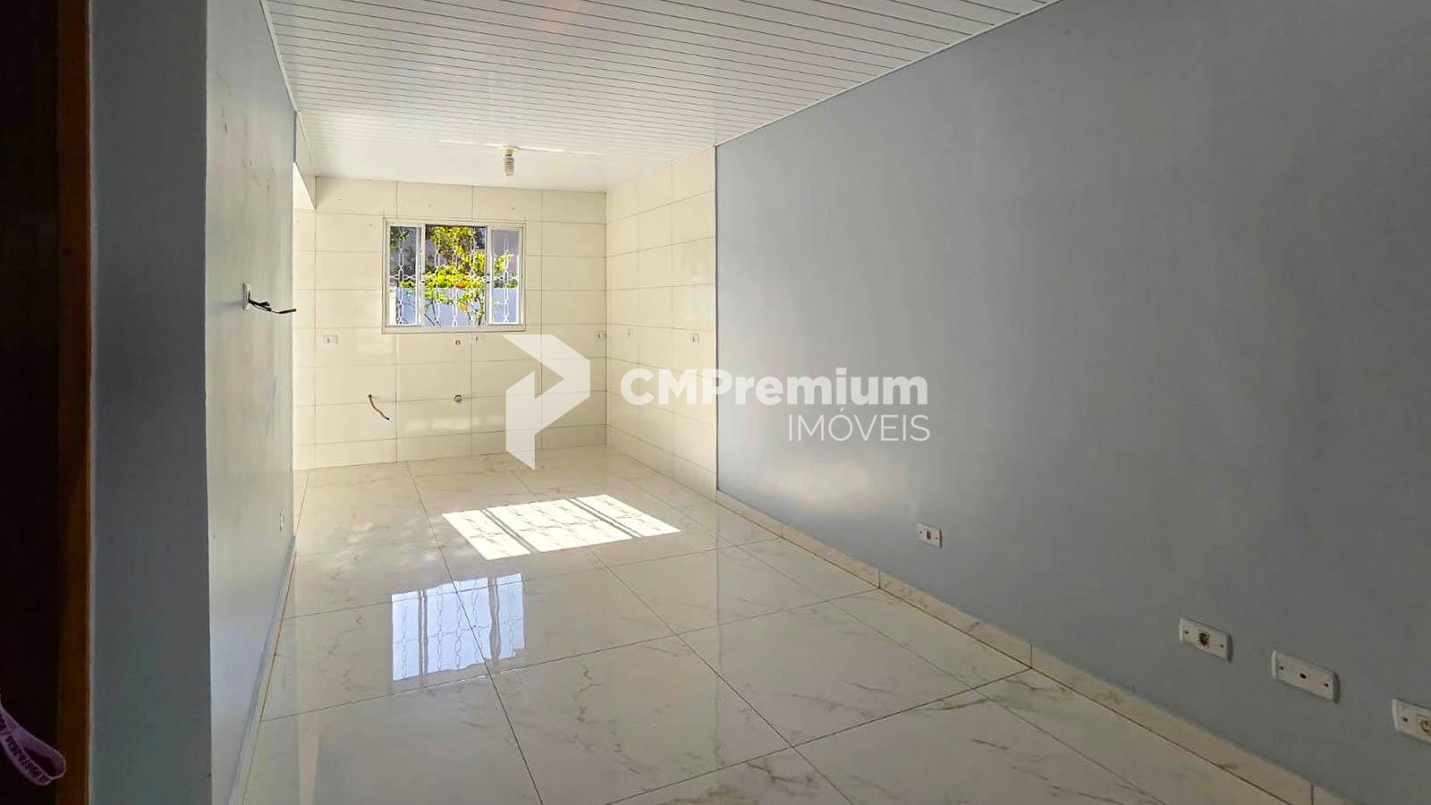 Casa 2 Quartos com Churrasqueira e Garagem Coberta  Fazenda R...