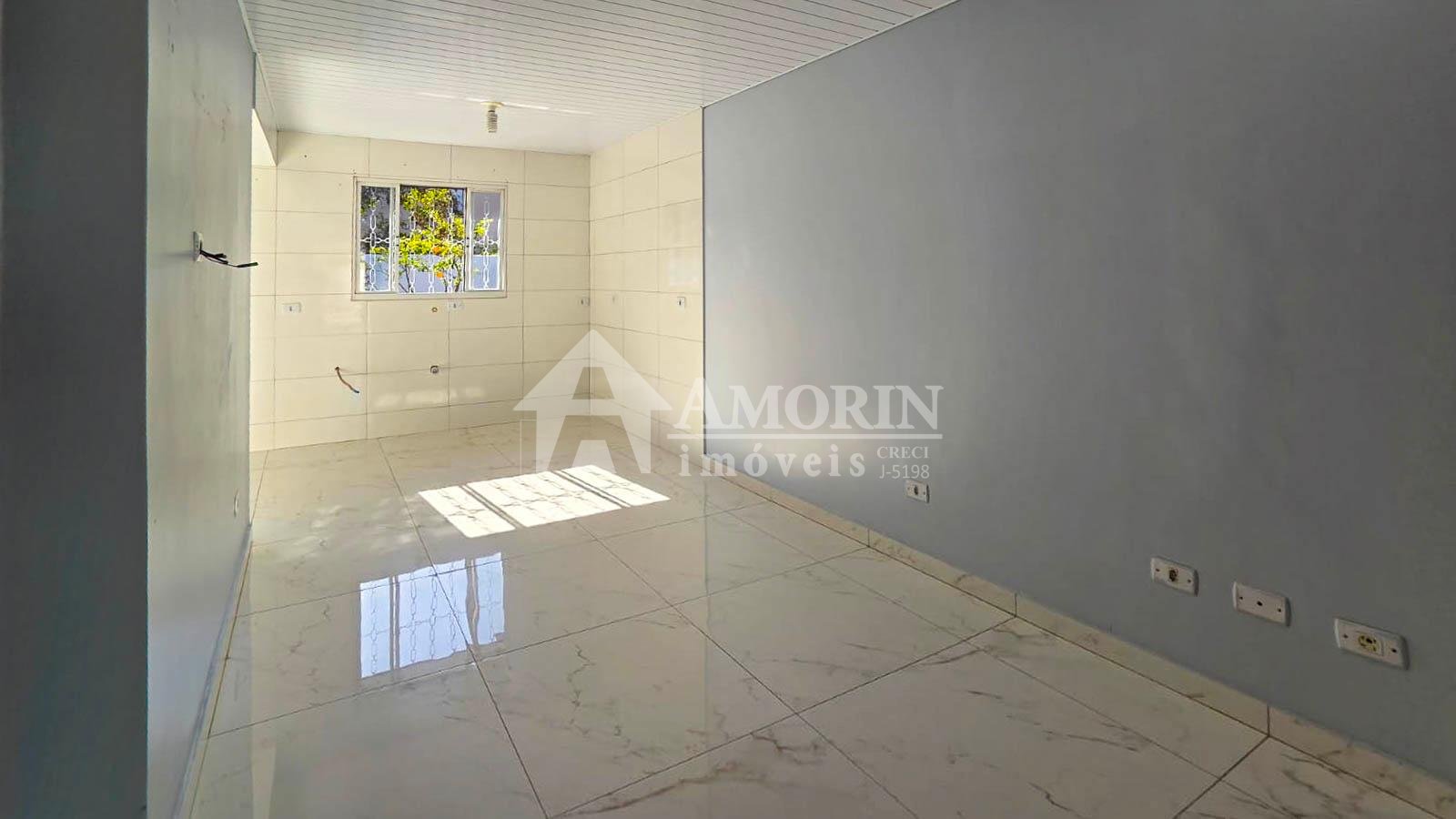 Casa 2 Quartos com Churrasqueira e Garagem Coberta  Fazenda R...