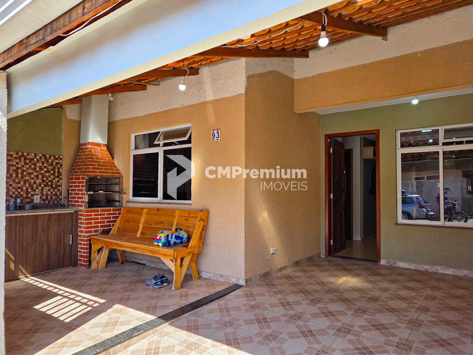 Casa em Condomínio com 2 Quartos e Planejados  Fazenda Rio Gr...