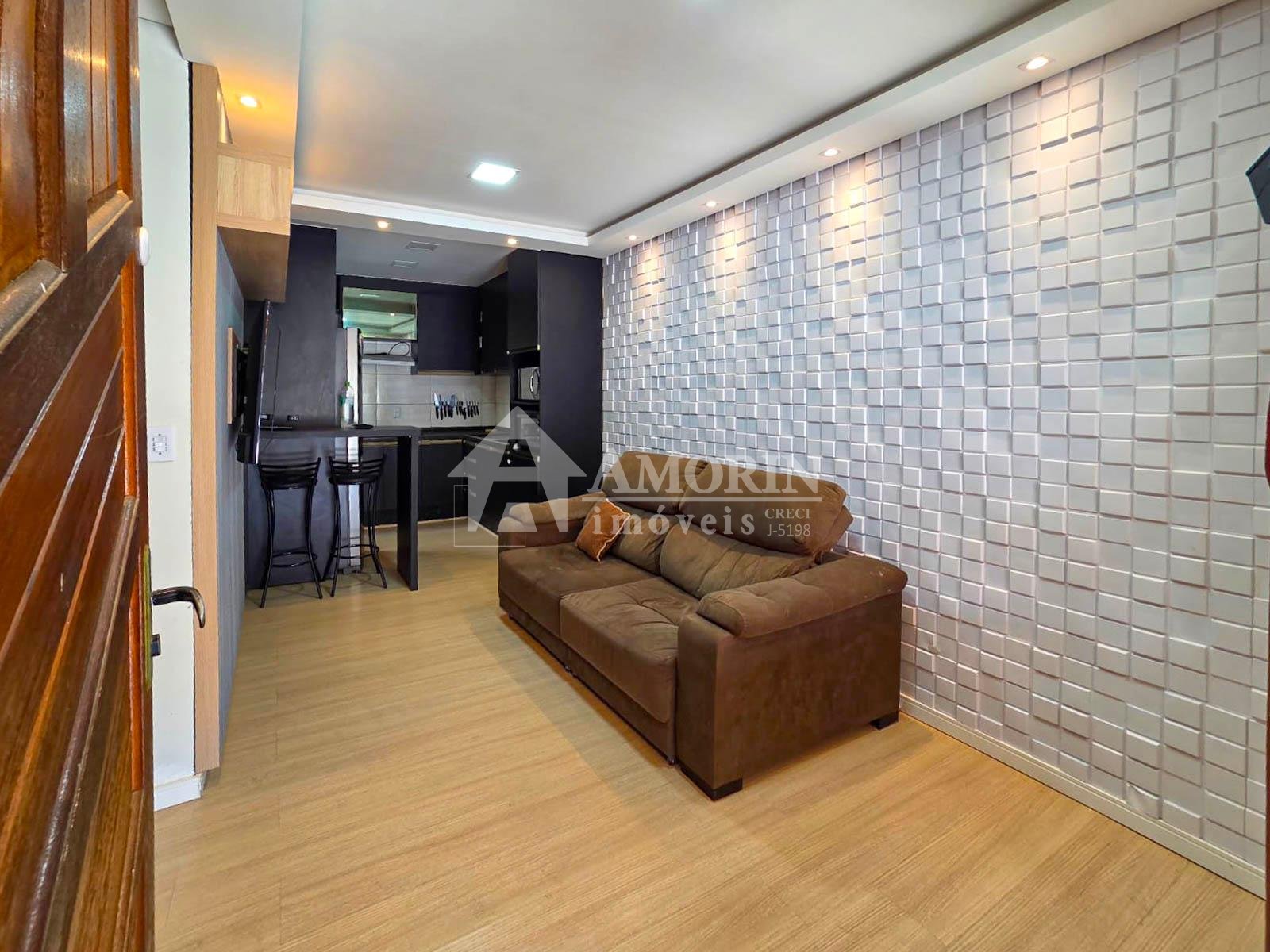 Casa em Condomínio com 2 Quartos e Planejados  Fazenda Rio Gr...