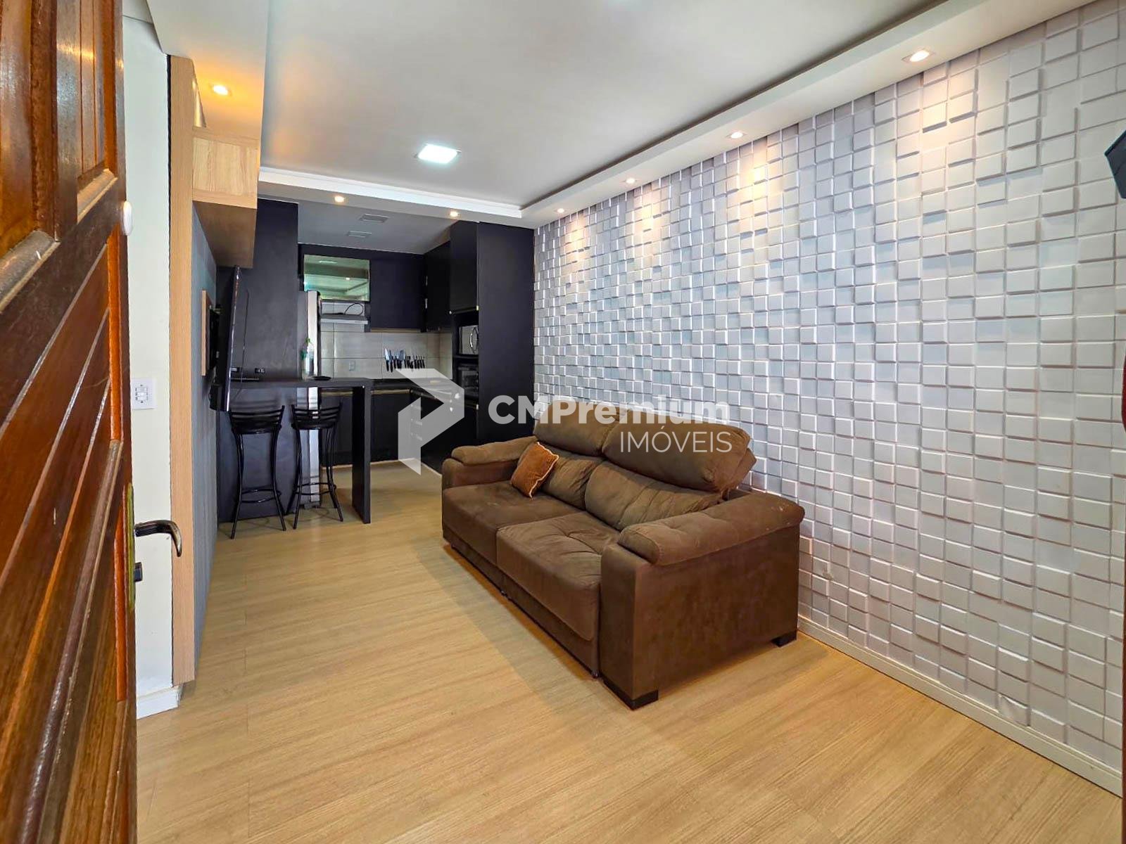 Casa em Condomínio com 2 Quartos e Planejados  Fazenda Rio Gr...