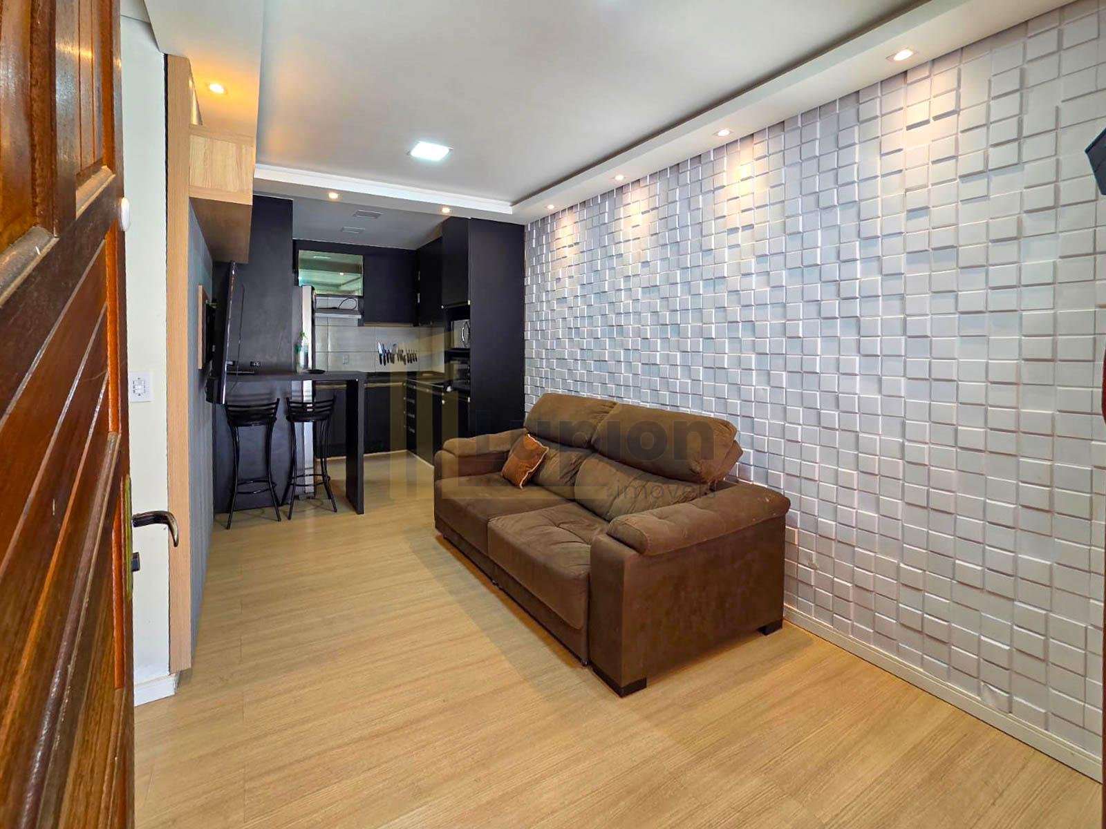 Casa em Condomínio com 2 Quartos e Planejados  Fazenda Rio Gr...