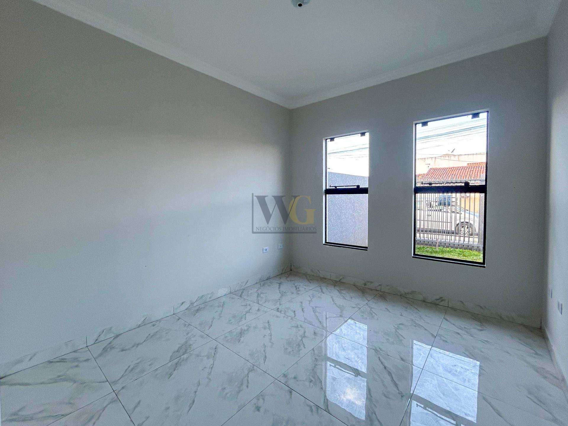 Casa com 3 Quartos e Suíte  Bairro Santa Terezinha, FRG