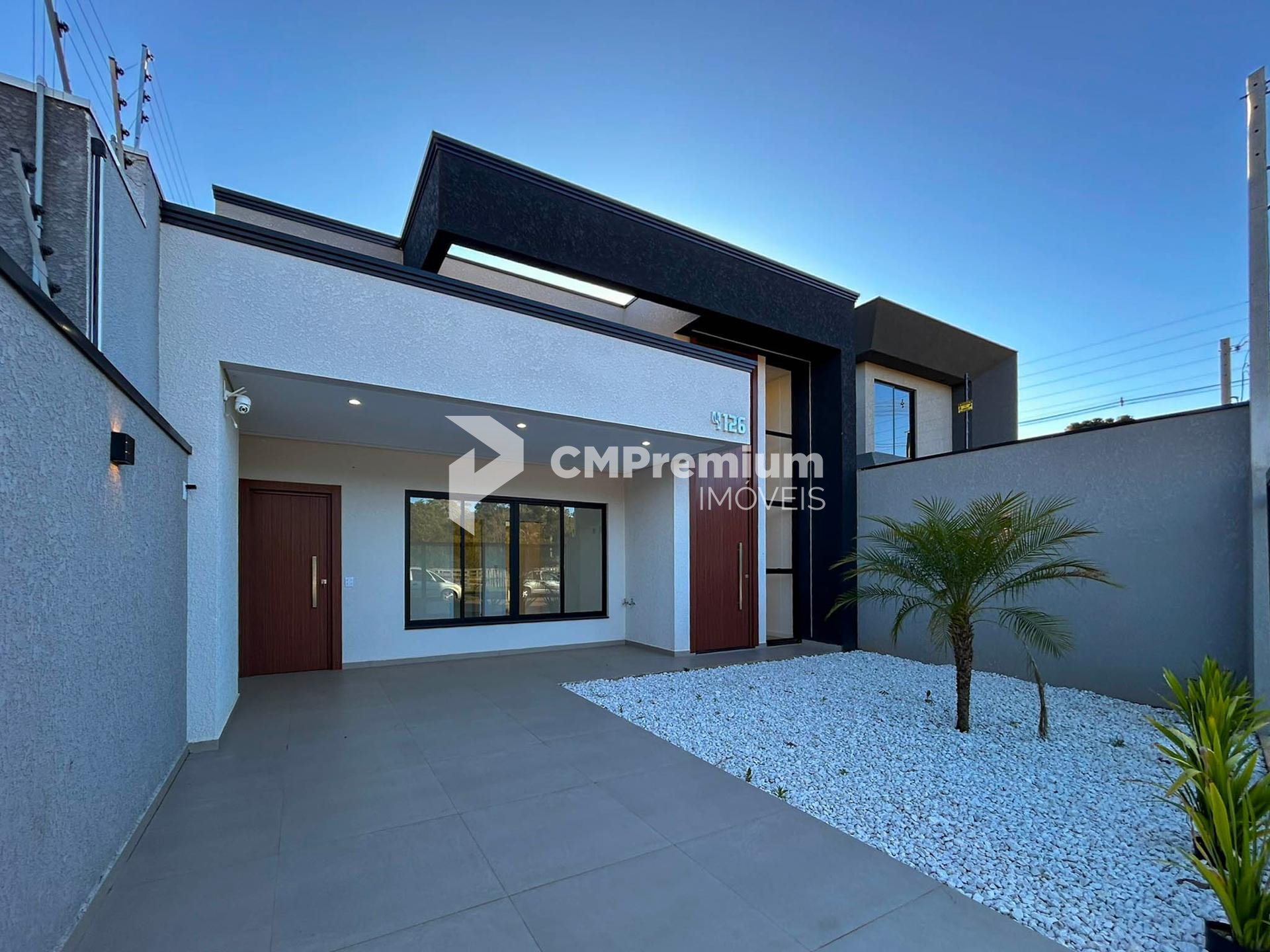 Casa Alto Padrão com Piscina e Design Moderno  Eucaliptos, Fa...