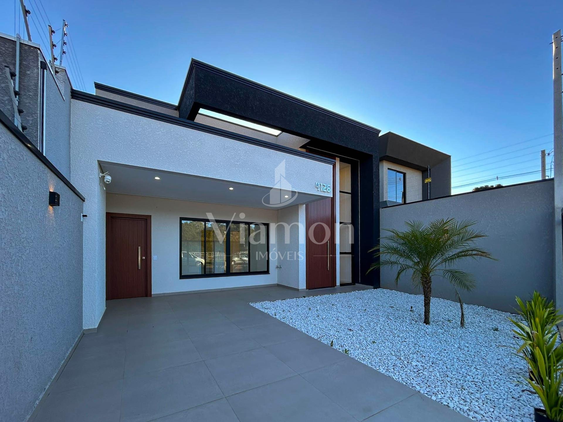 Casa Alto Padrão com Piscina e Design Moderno  Eucaliptos, Fa...