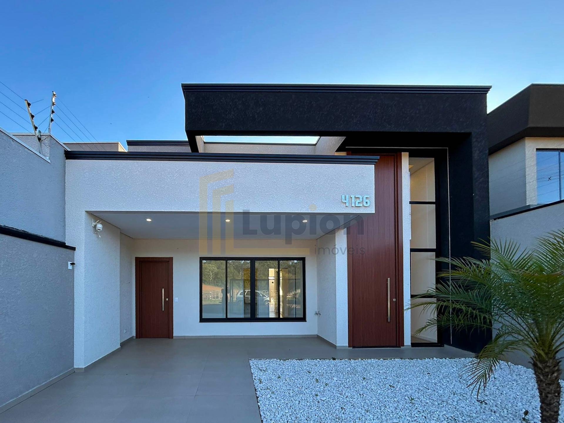 Casa Alto Padrão com Piscina e Design Moderno  Eucaliptos, Fa...