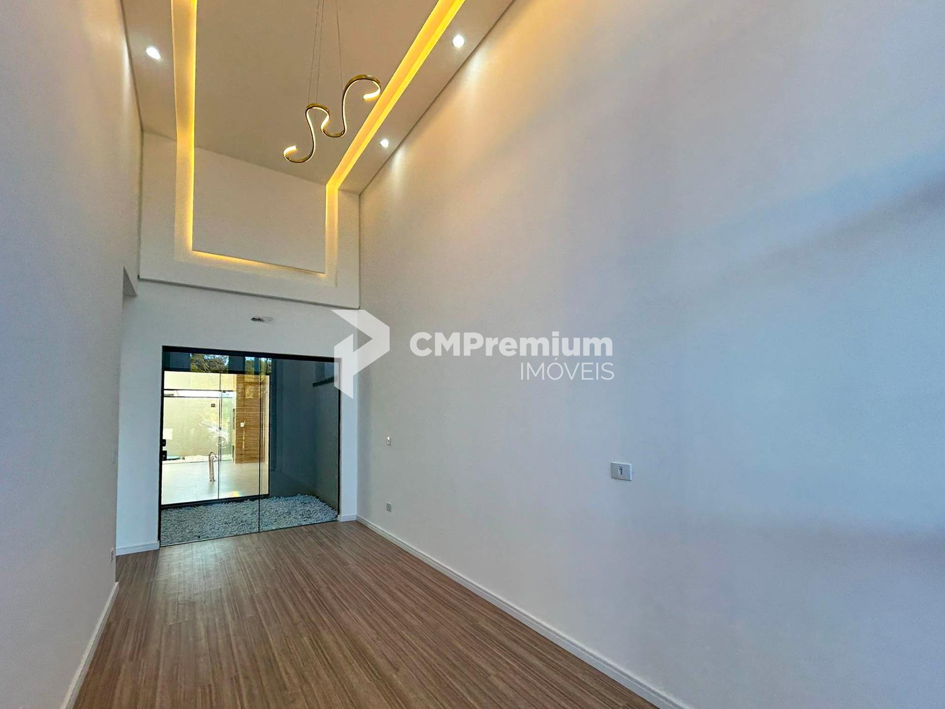 Casa Alto Padrão com Piscina e Design Moderno  Eucaliptos, Fa...