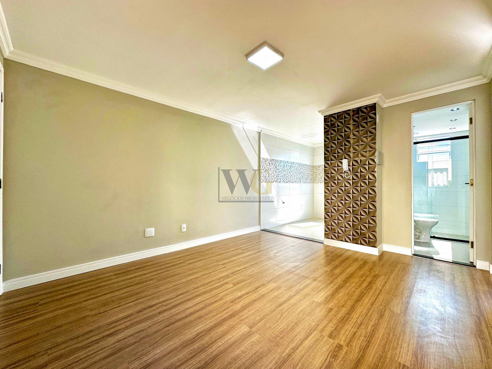 Apartamento 2 Quartos com Vaga Coberta no Sítio Cercado  Curi...