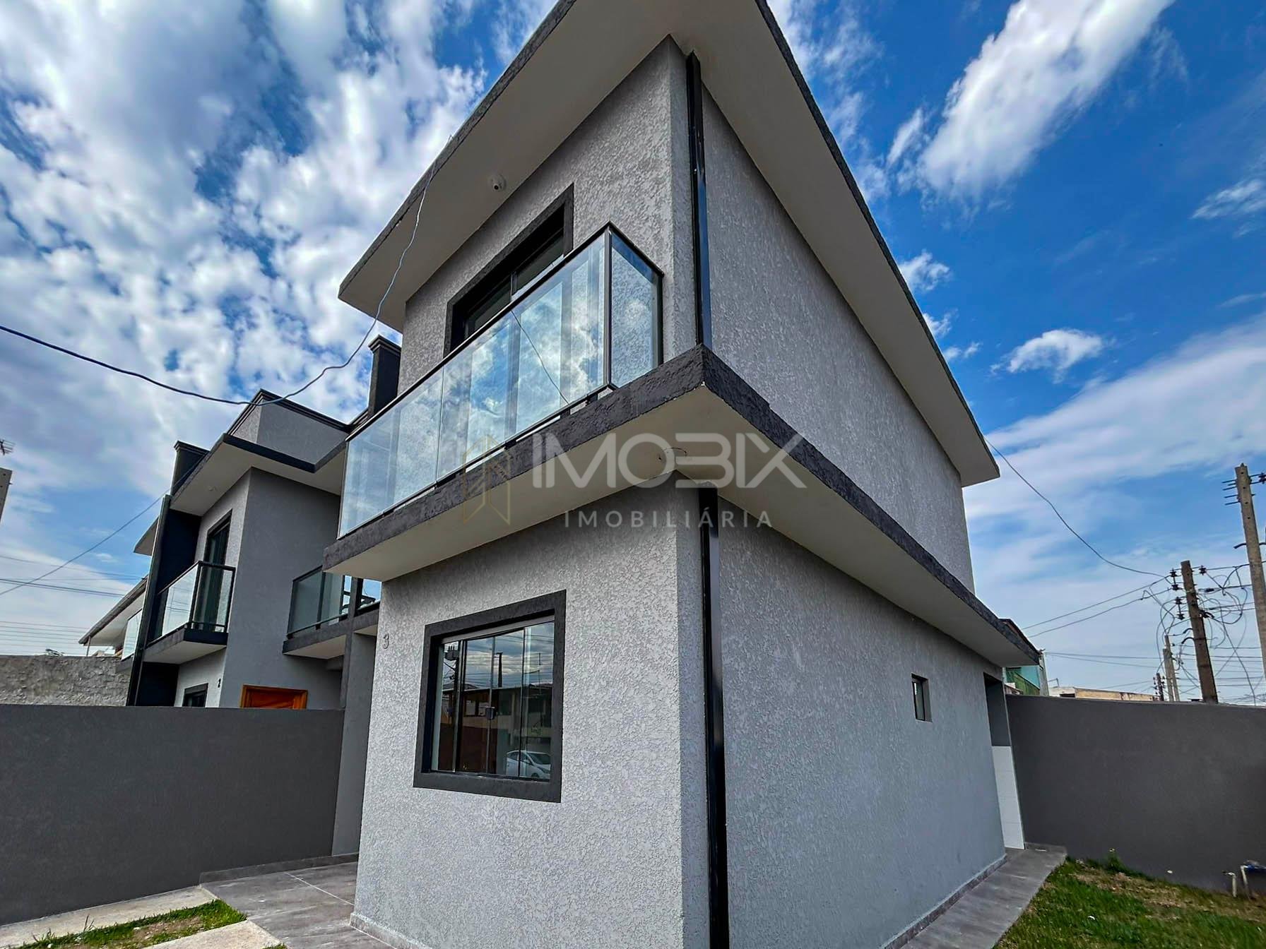 Sobrado de Esquina 3 Quartos com Churrasqueira no Umbará  Cur...