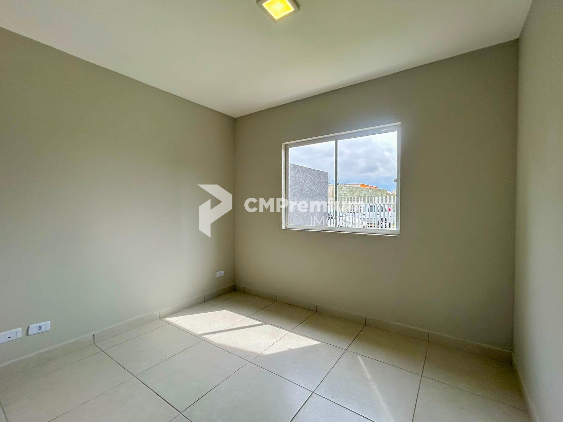 Casa no Iguaçu com 2 Dormitórios e Amplo Terreno  FAZENDA RIO...