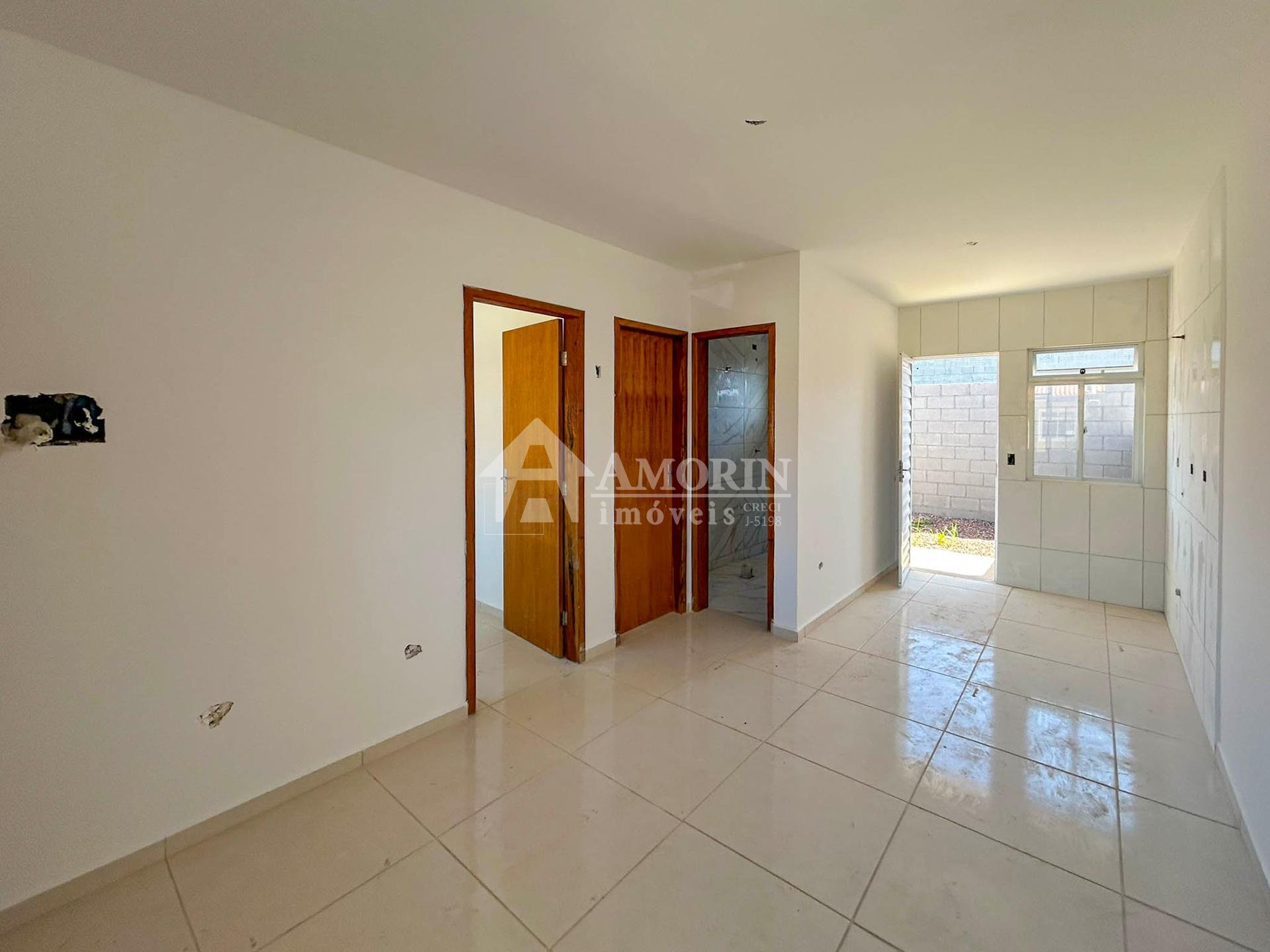 Casa à venda 2 quartos, Jardim Veneza, Fazenda Rio Grande - PR