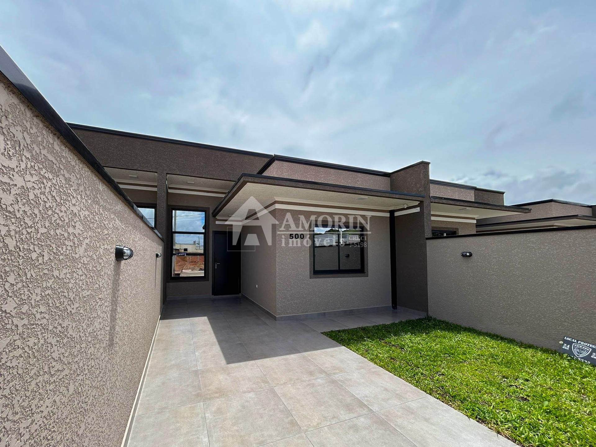 Casa 3 Quartos com Suíte e Fachada Moderna em Fazenda Rio Grande